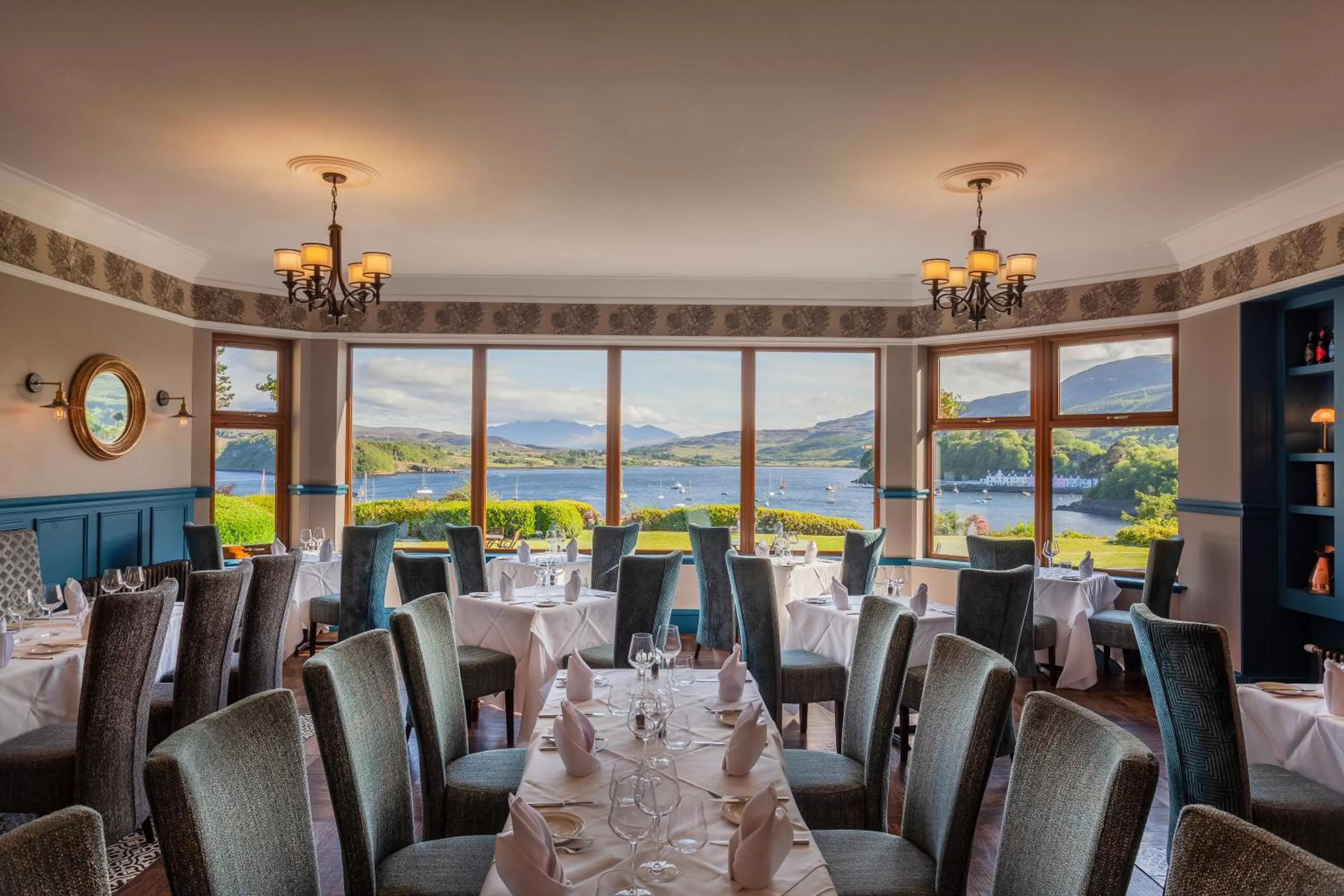 Restaurant/places to eat in Cuillin Hills Hotel