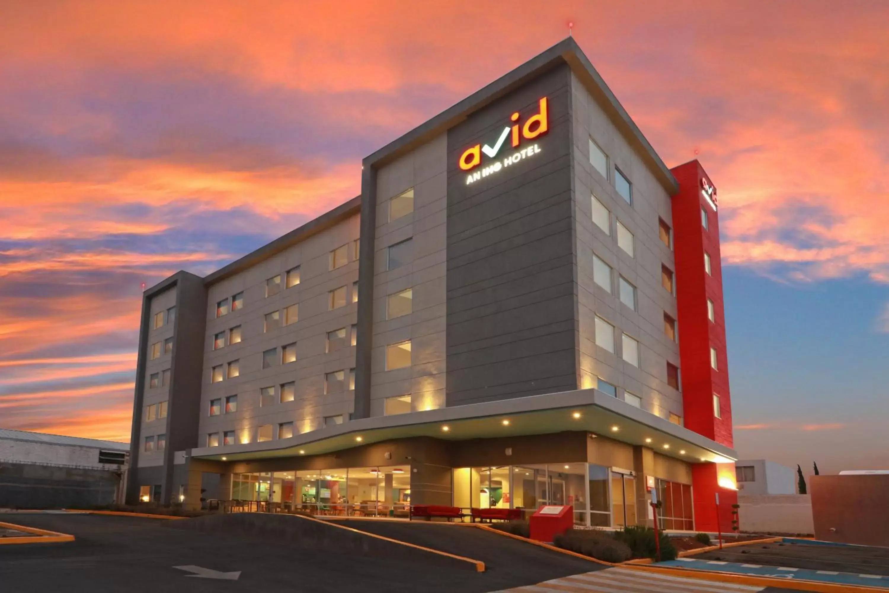 Property building in avid hotel - Fresnillo by IHG Property building in avid hotel - Fresnillo by IHG