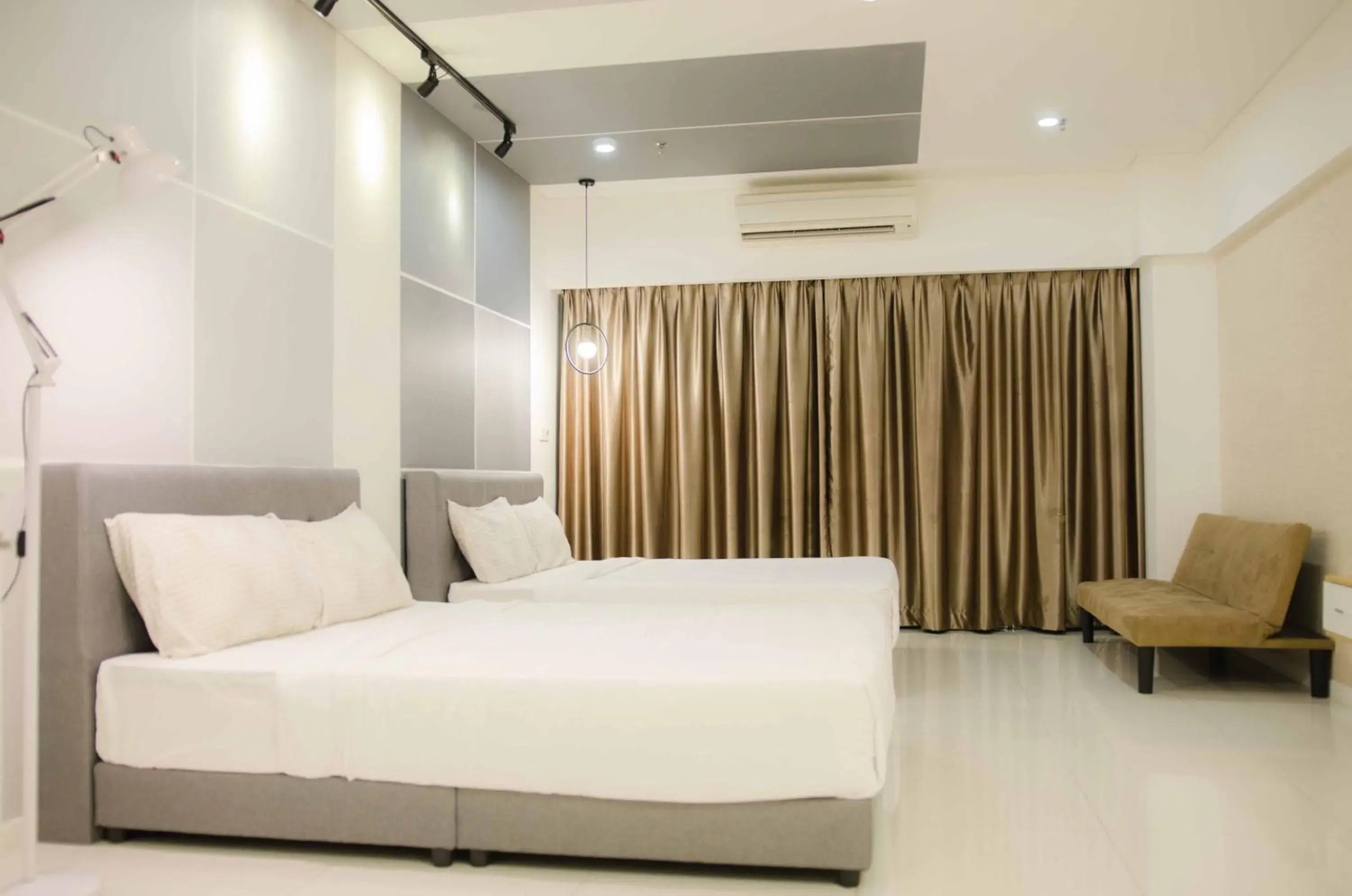 Bedroom, Bed in Mercu Summer Suite KLCC @ Penguin Homes