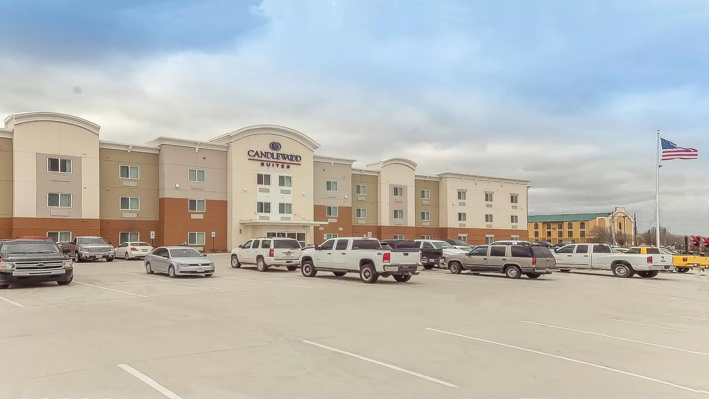 Property Building in Candlewood Suites Gonzales - Baton Rouge Area, an IHG Hotel