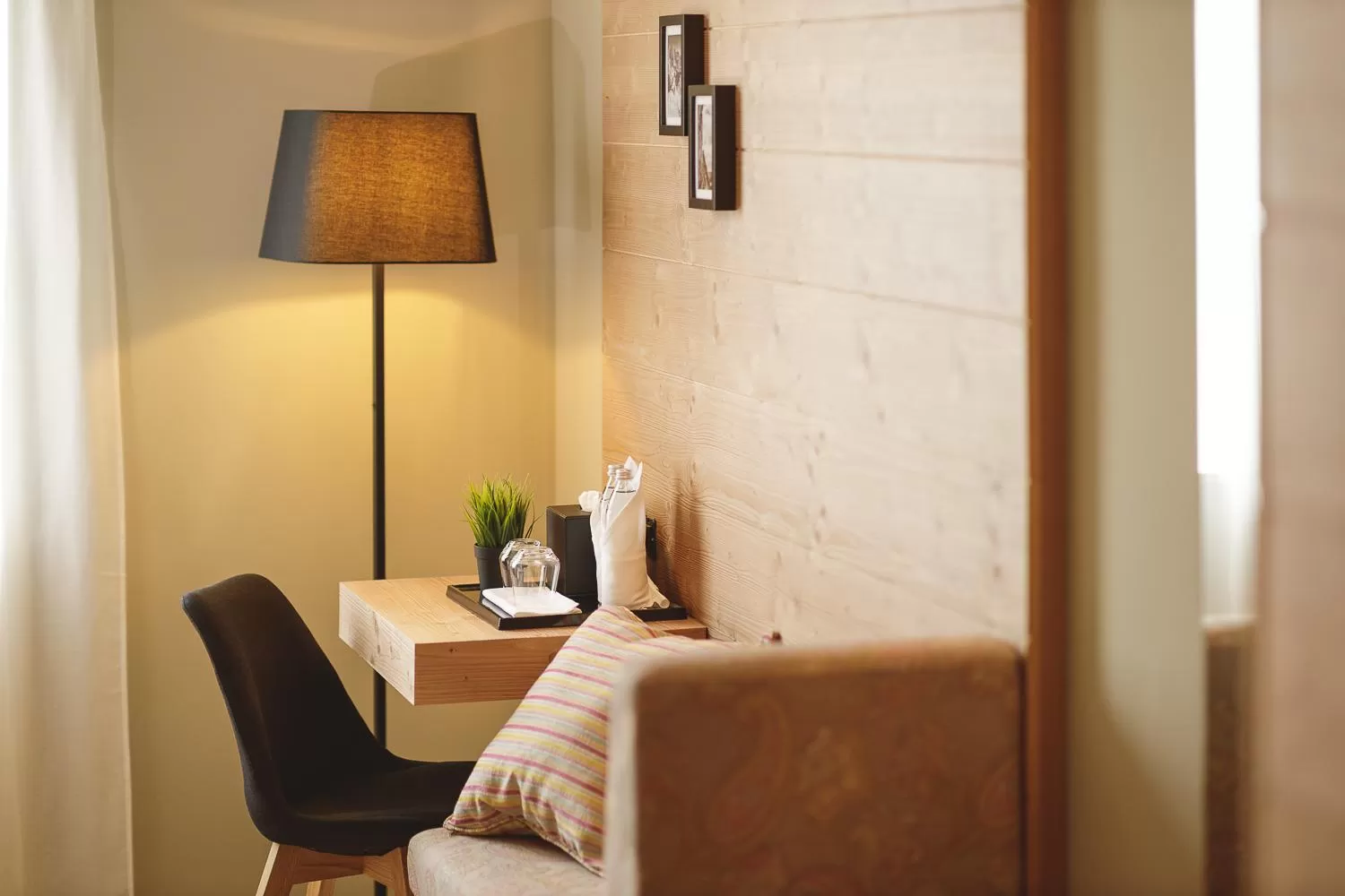 Decorative detail, Bed in Boutique Hotel Sunrose 7 - Gourmet & SPA