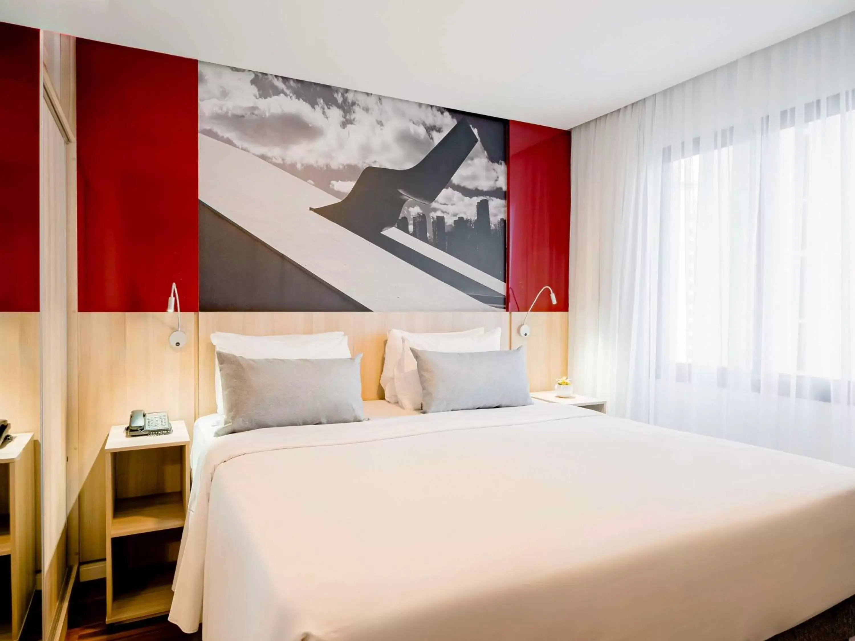 Property building, Bed in Mercure Sao Paulo Moema Times Square
