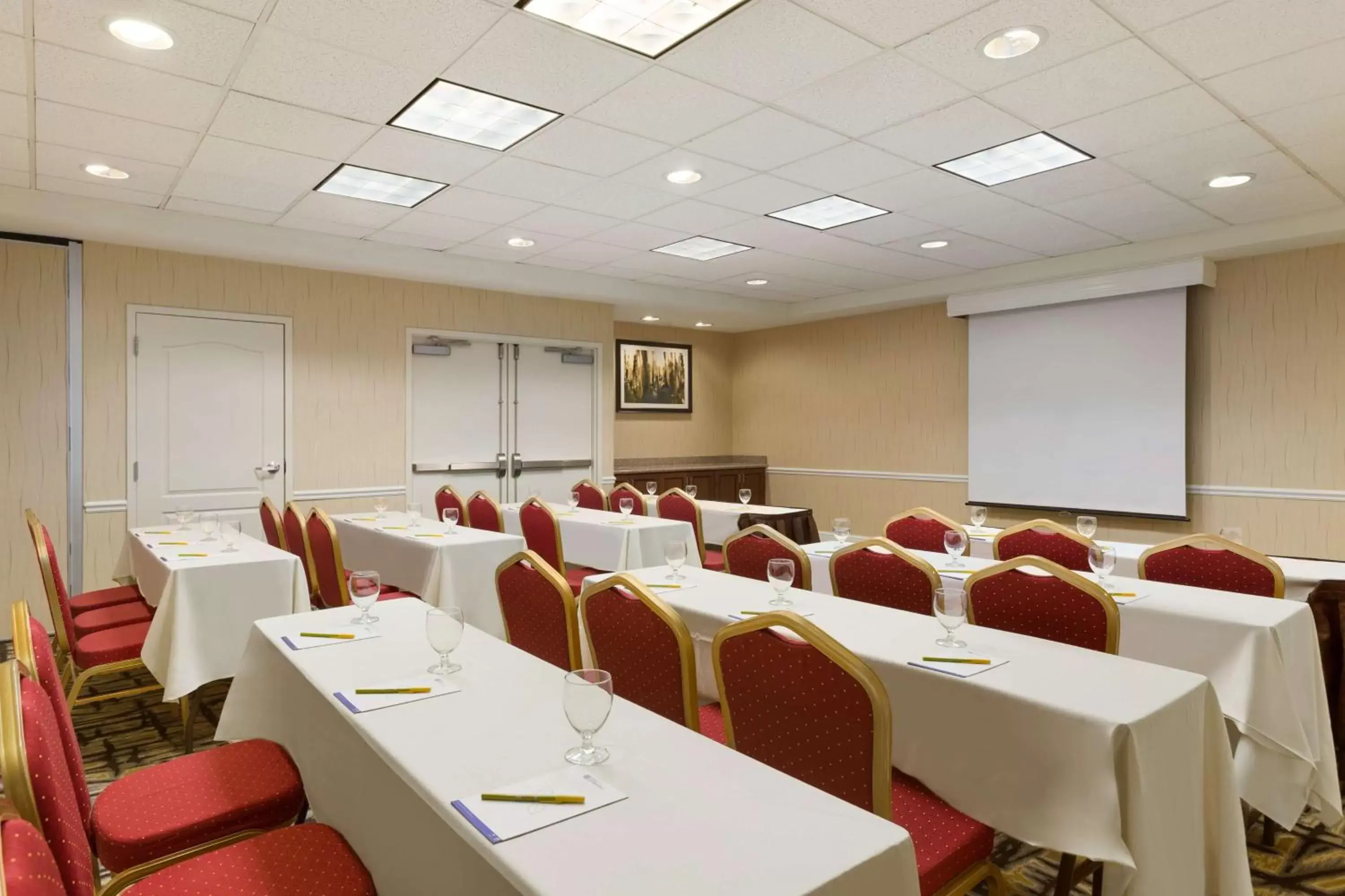 Meeting/conference room in Hilton Garden Inn Shelton