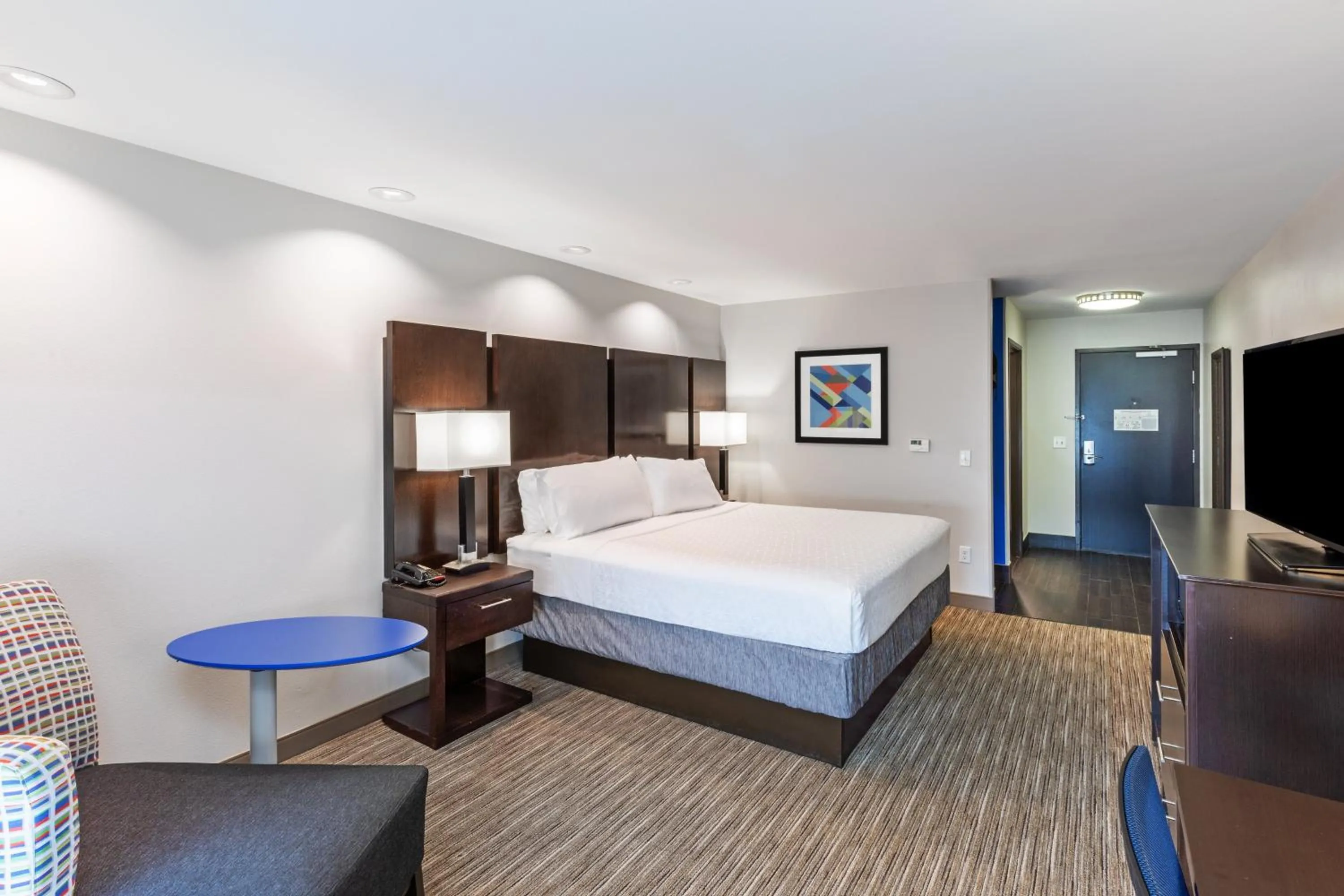 Photo of the whole room, Bed in Holiday Inn Express & Suites Austin NW – Lakeway by IHG