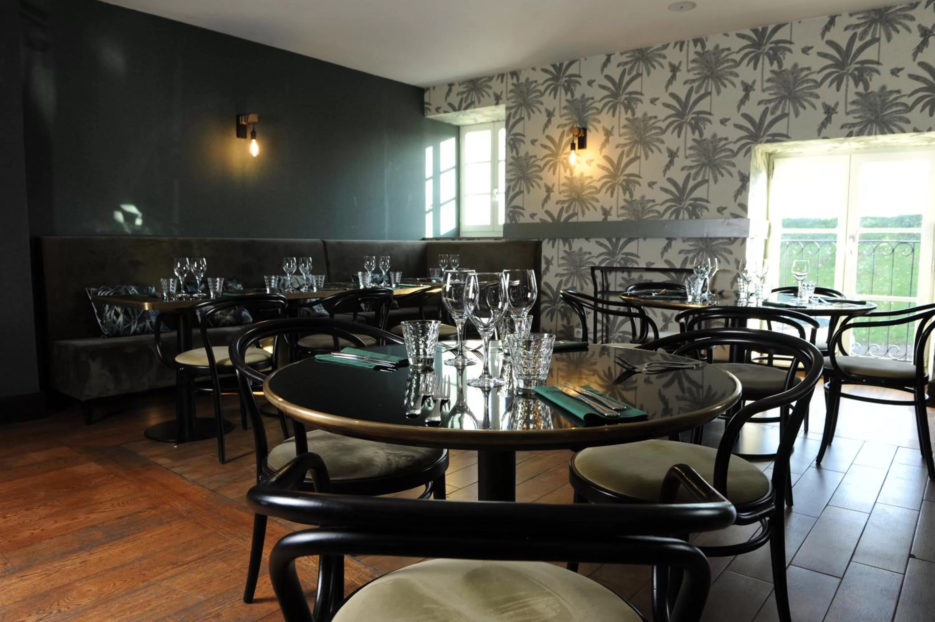 Restaurant/places to eat in Hôtel des Basses Pyrénées - Bayonne