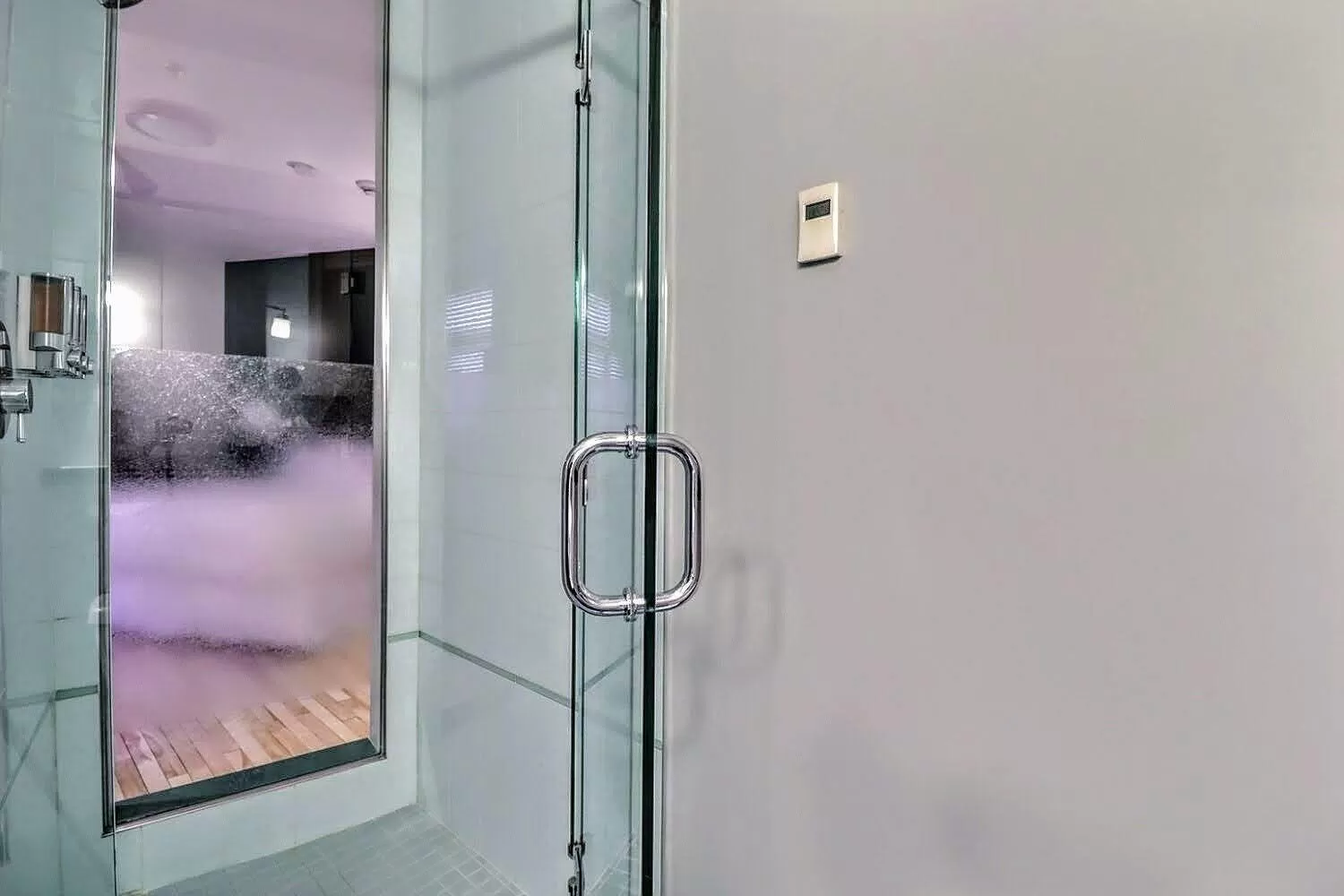 Bathroom in St. James' Gate, Boutique Hotel