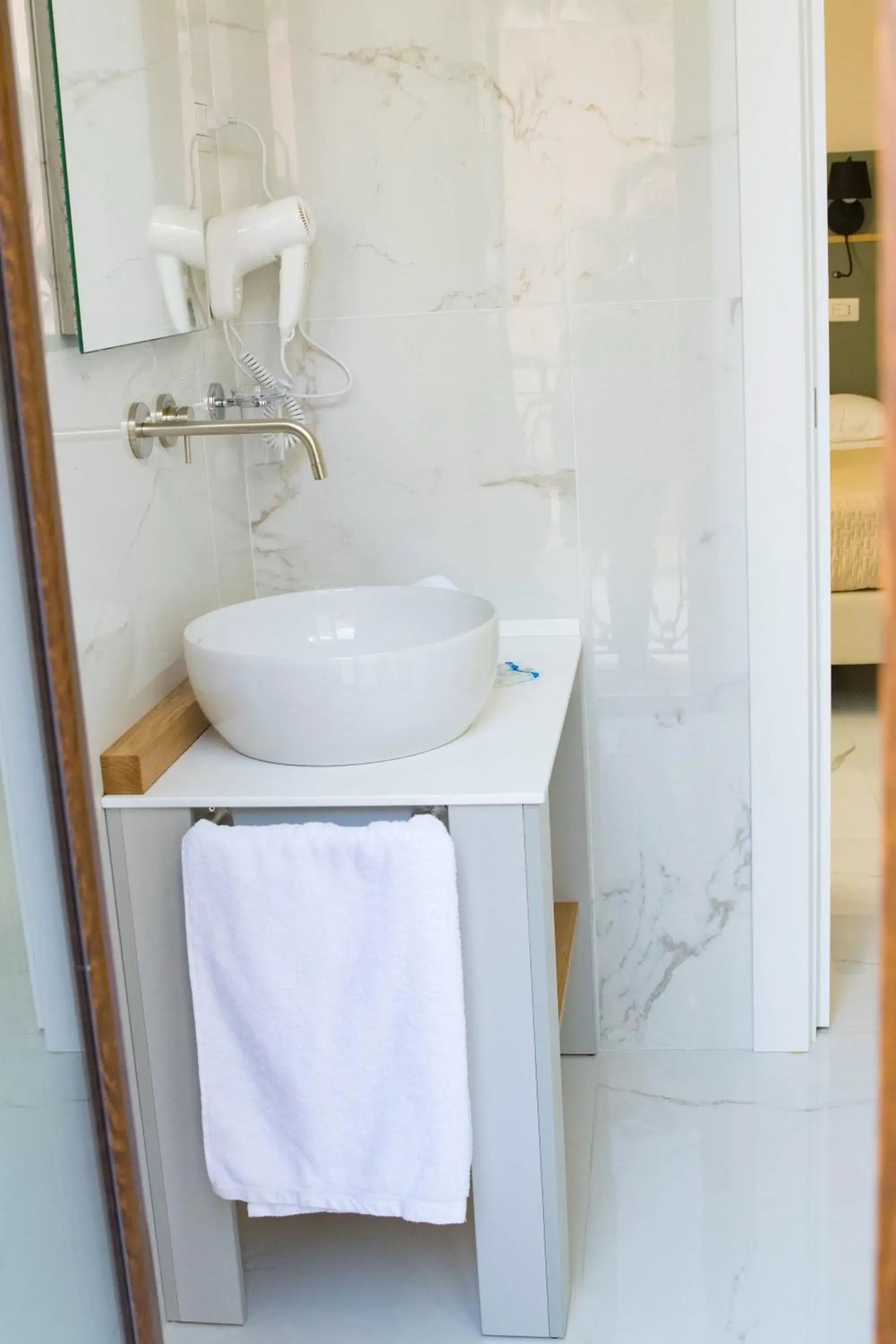 Bathroom in Albergo Milazzo INN - AiMori