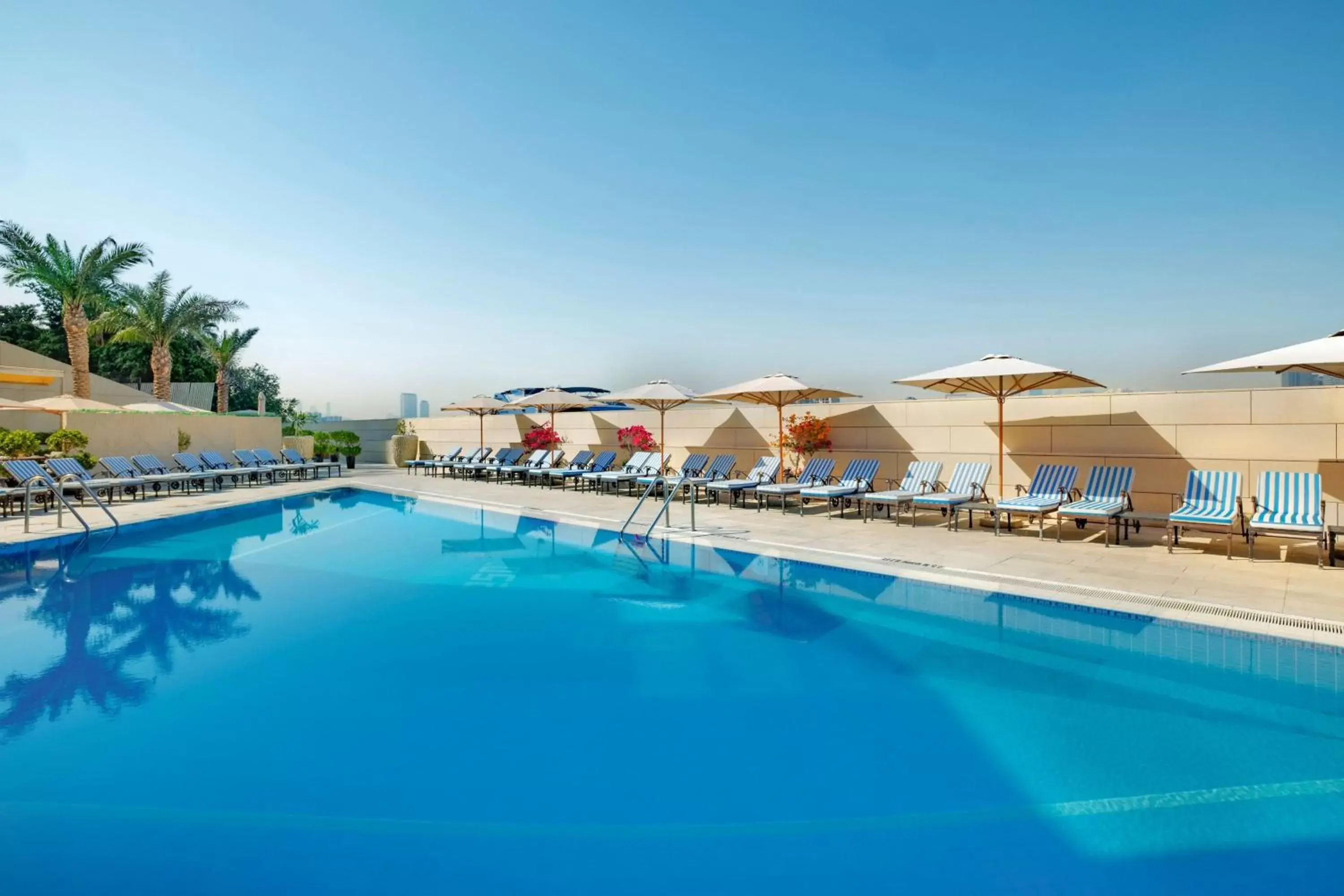 Swimming Pool in Sheraton Dubai Creek Hotel & Towers