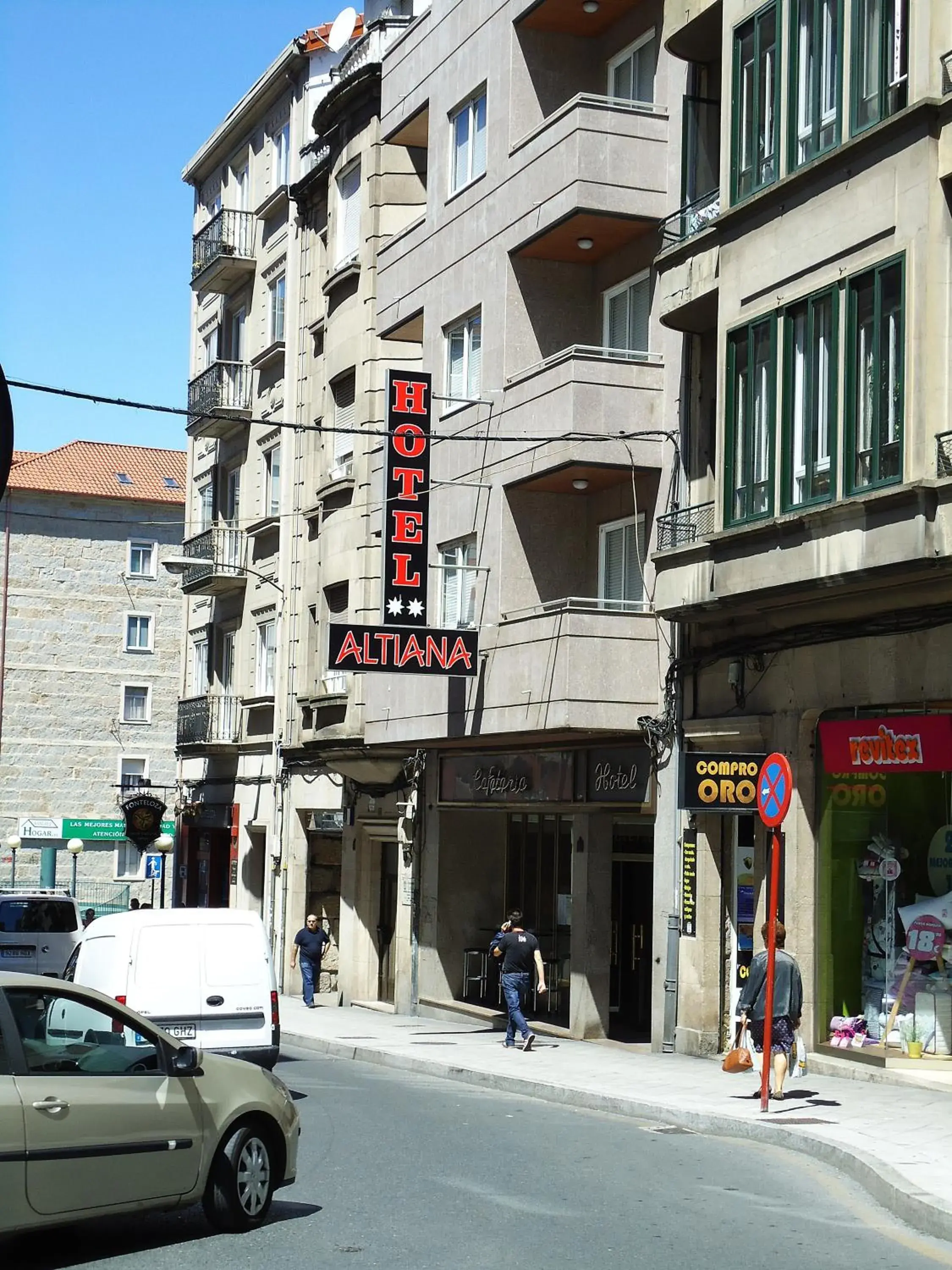 Facade/entrance in Hotel Altiana