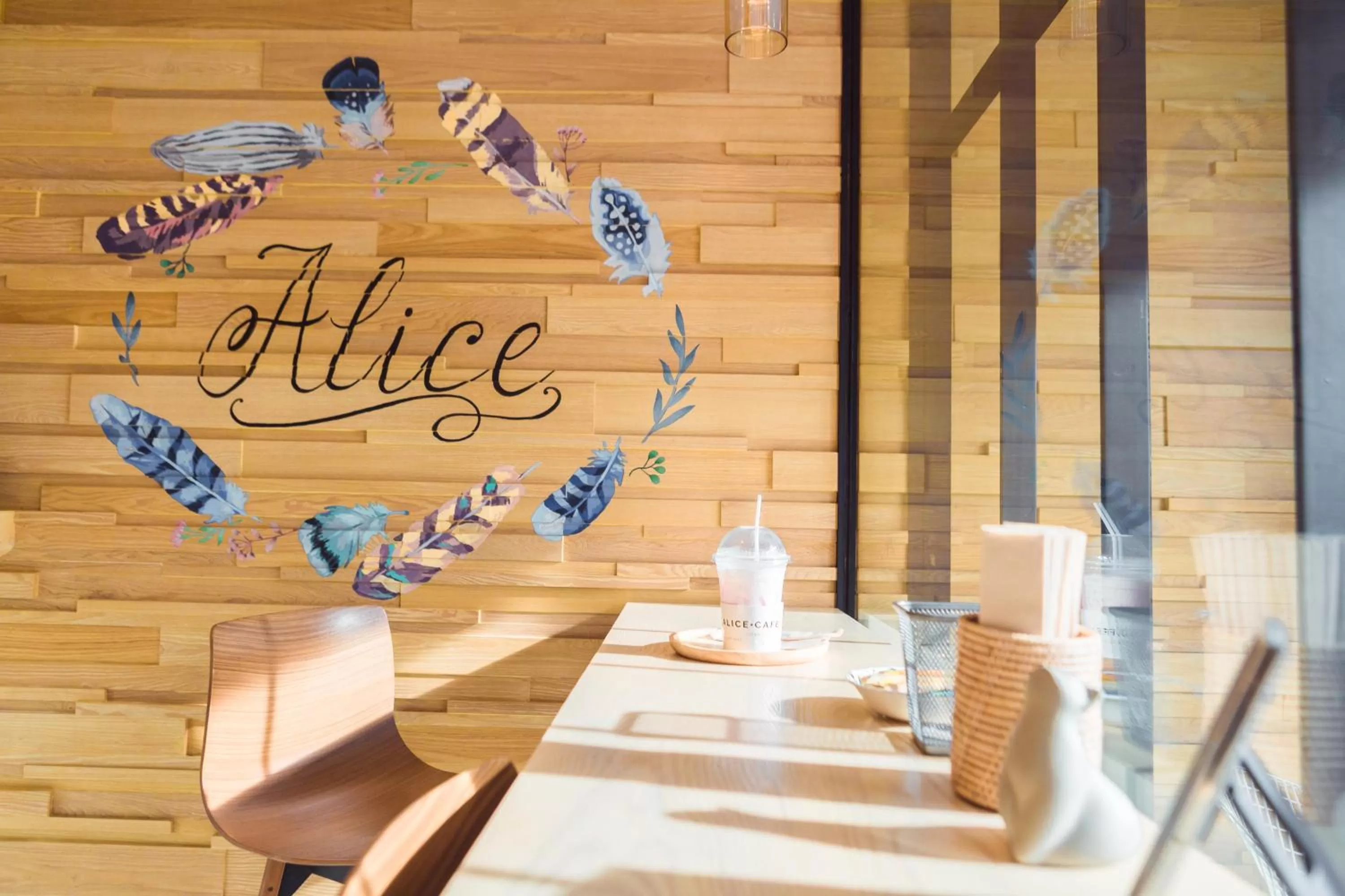 Food and drinks in Feung Nakorn Balcony Rooms and Cafe