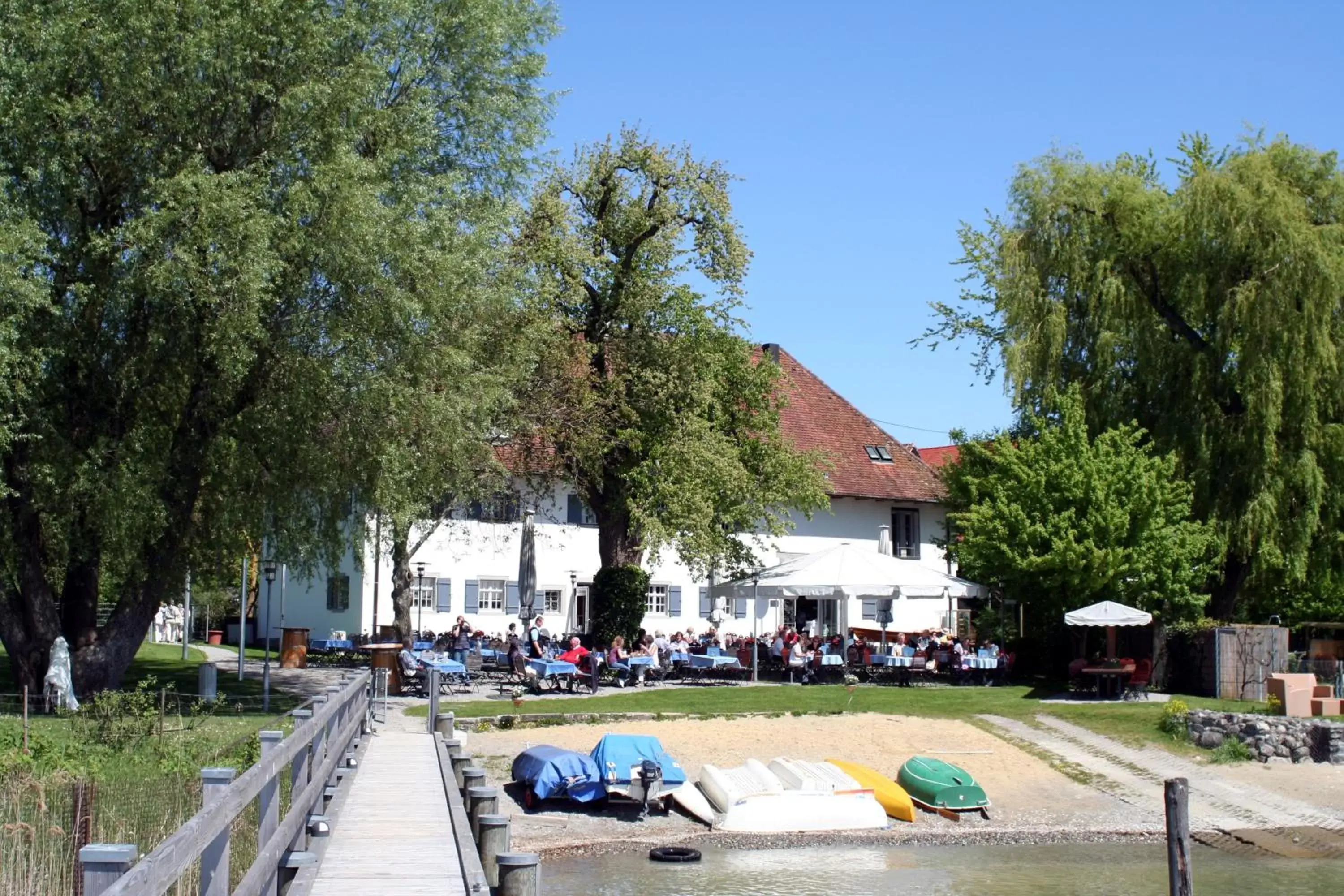 Property building in Pilgerhof und Rebmannshof