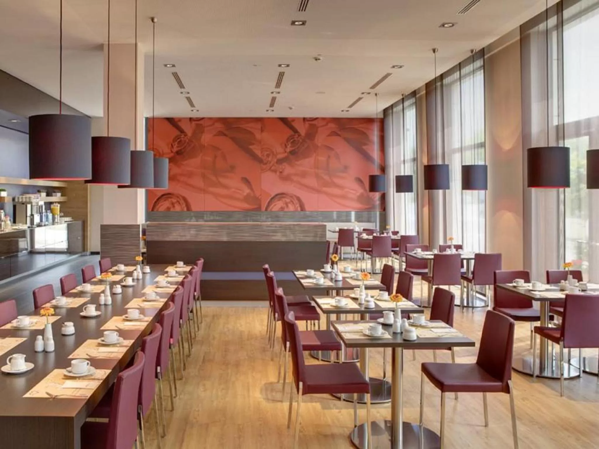 Restaurant/places to eat in IntercityHotel Leipzig