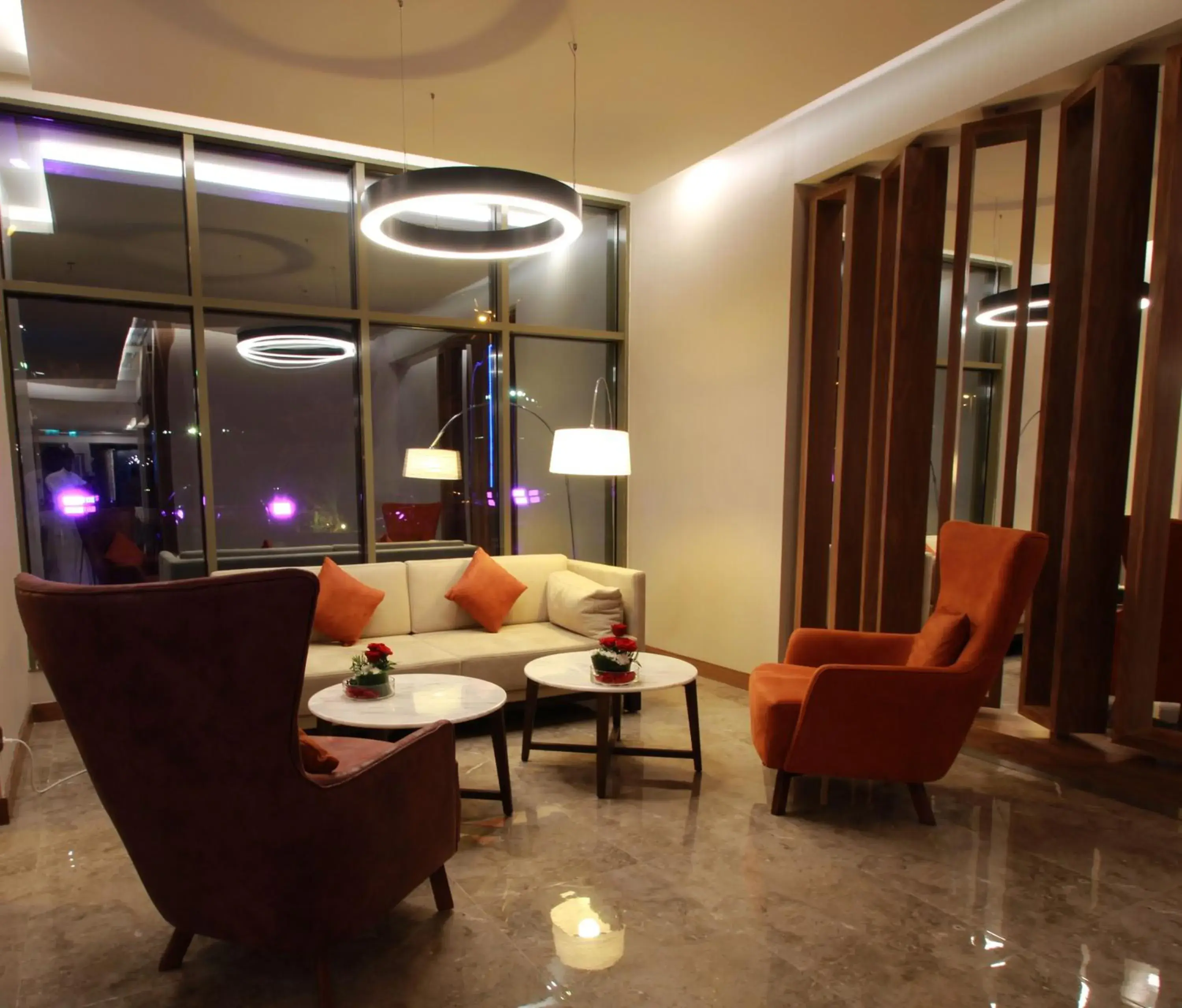 Lounge or bar, Seating Area in Novotel Yanbu Albahr