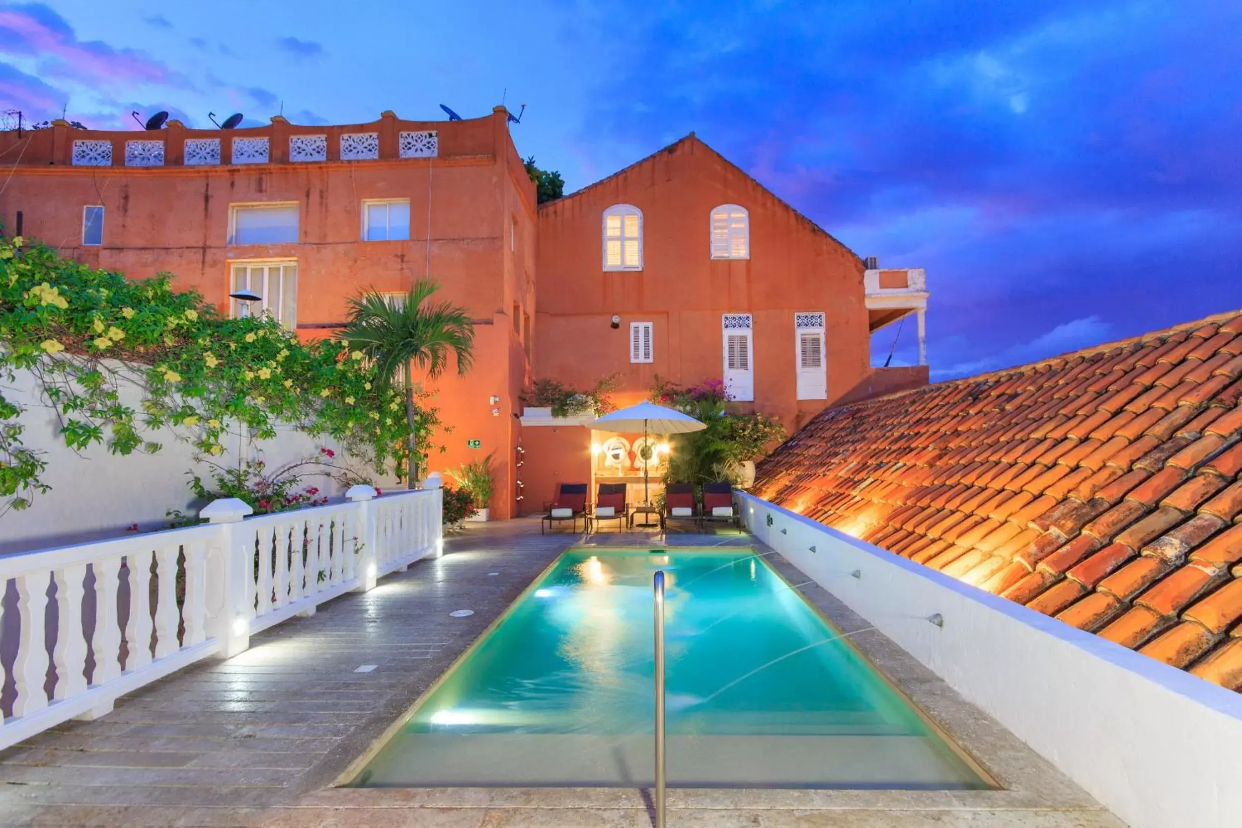 Swimming pool in Hotel Boutique Casa del Coliseo