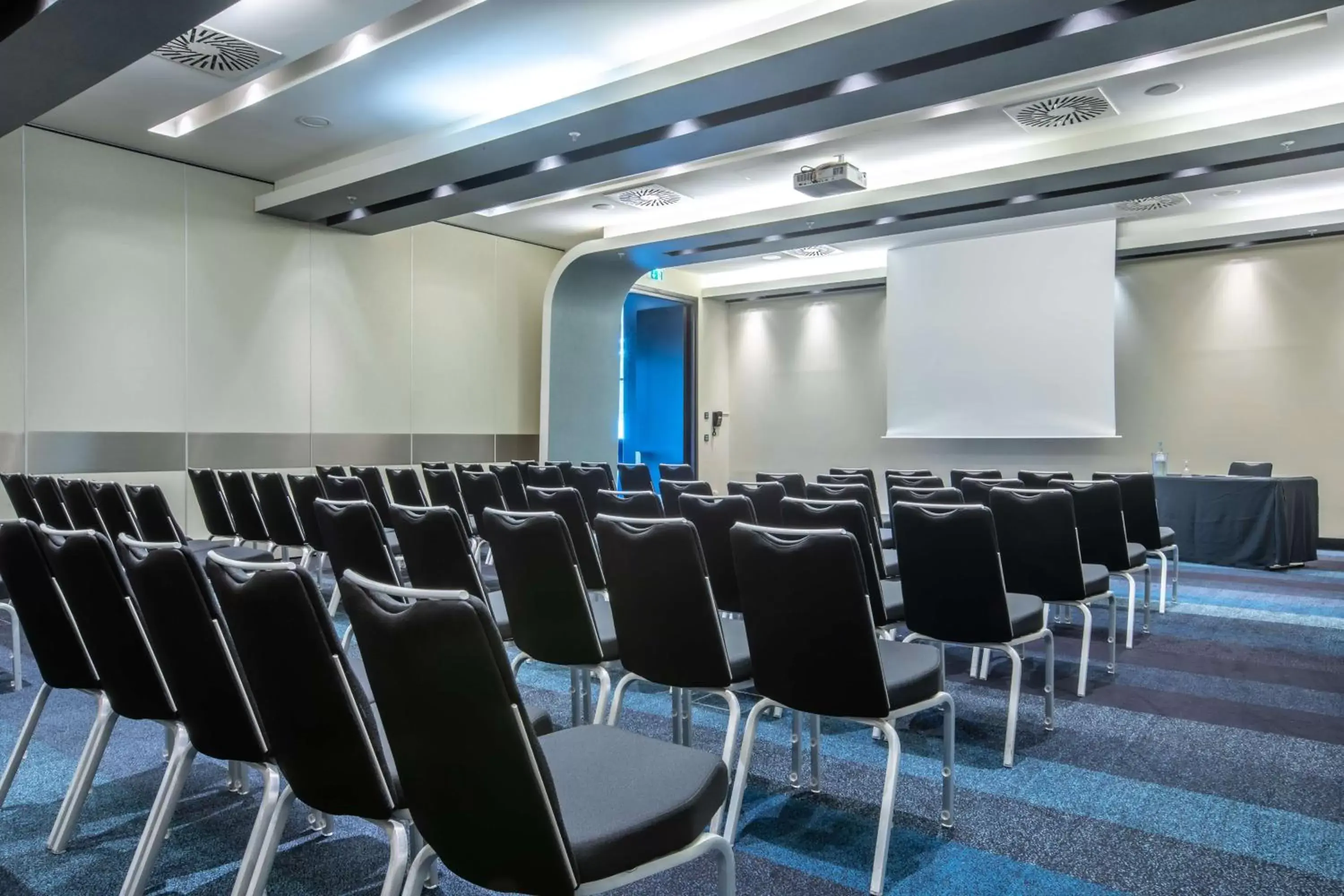 Business facilities in Radisson Blu Hotel, Hamburg