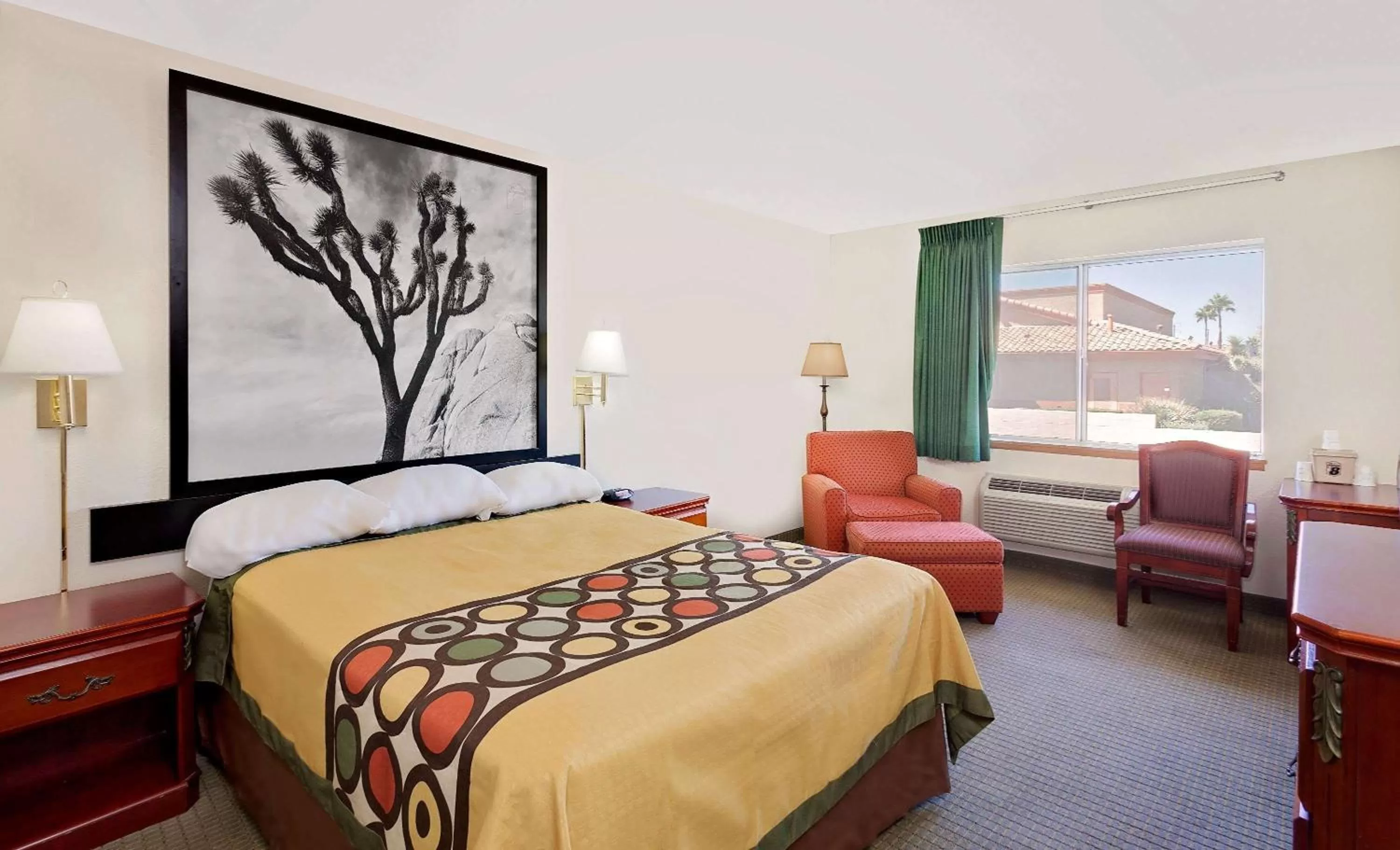 Photo of the whole room, Bed in Super 8 by Wyndham Yucca Val/Joshua Tree Nat Pk Area