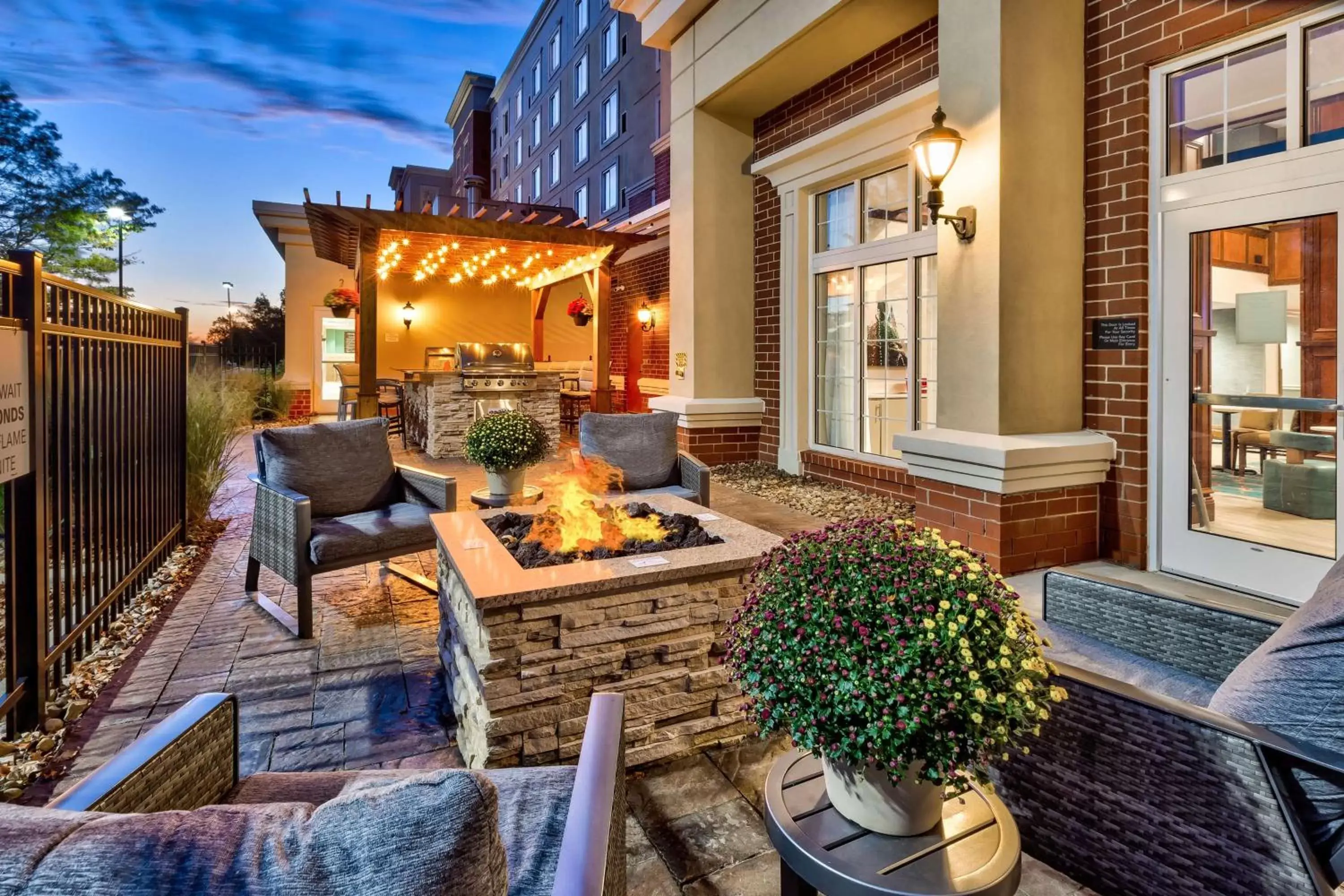 Patio in Homewood Suites by Hilton Cleveland-Beachwood