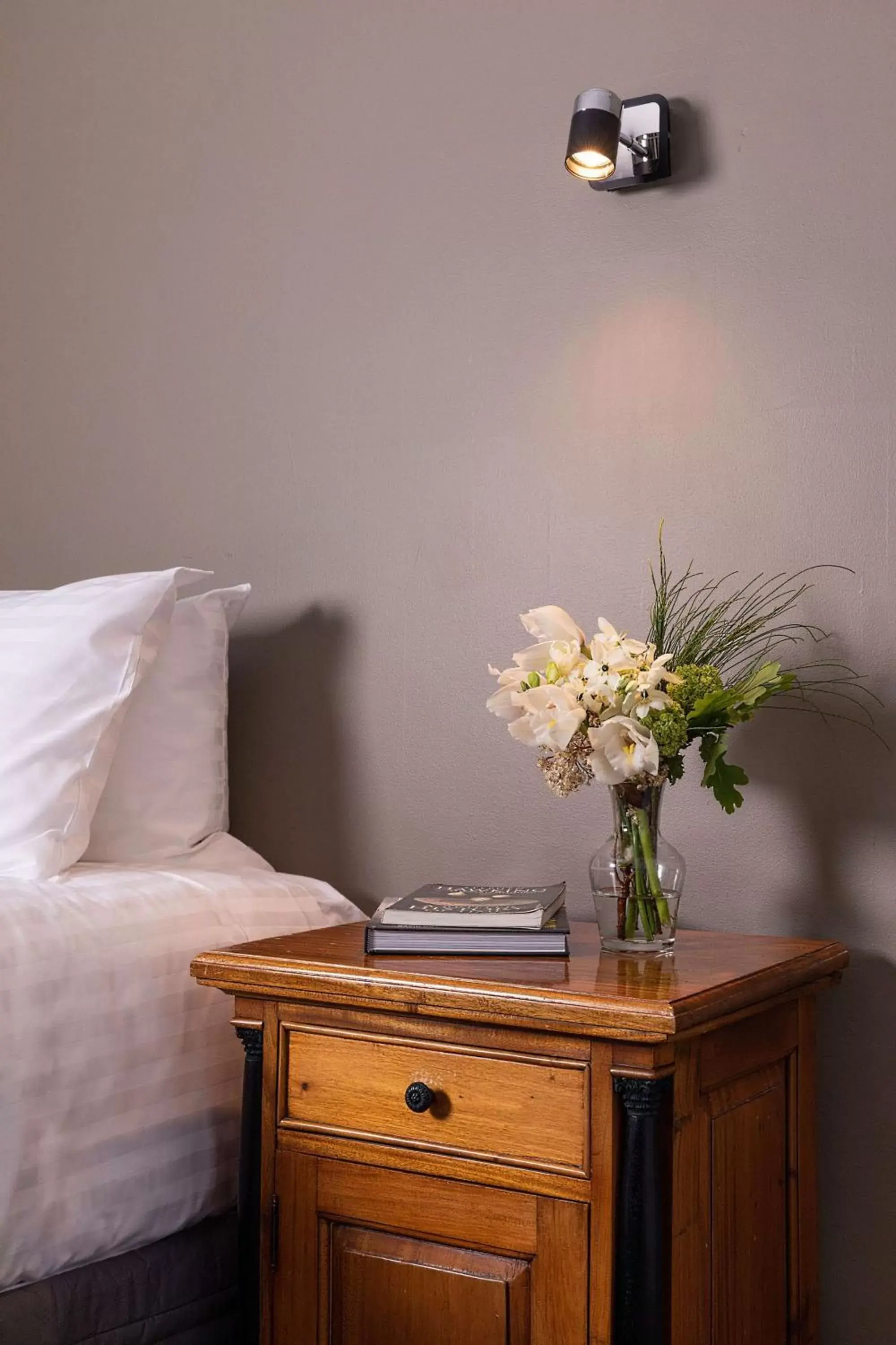 Bedroom, Bed in Arawa Park Hotel, Independent Collection by EVT Bedroom, Bed in Arawa Park Hotel, Independent Collection by EVT