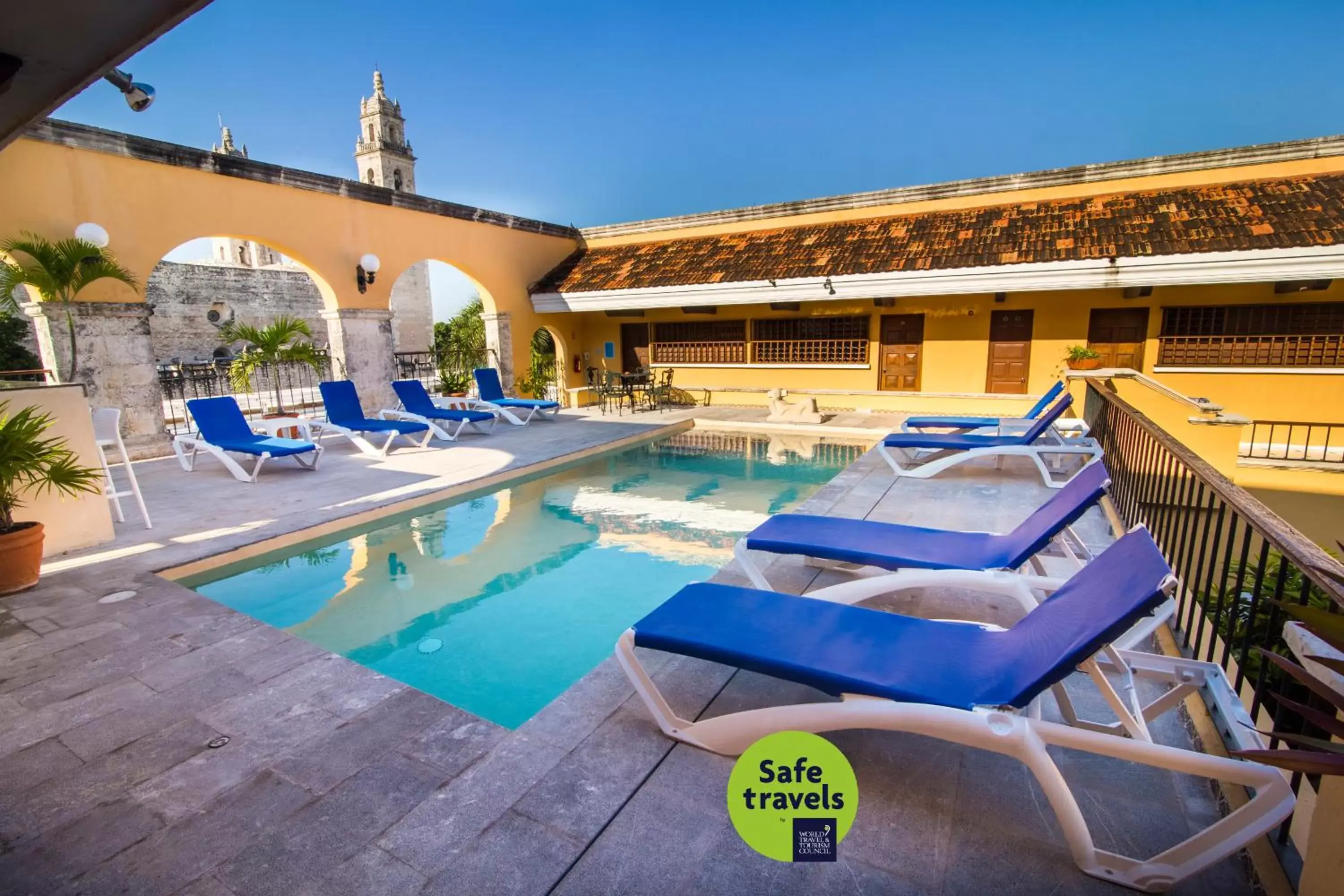 Swimming pool in Hotel Caribe Merida Yucatan