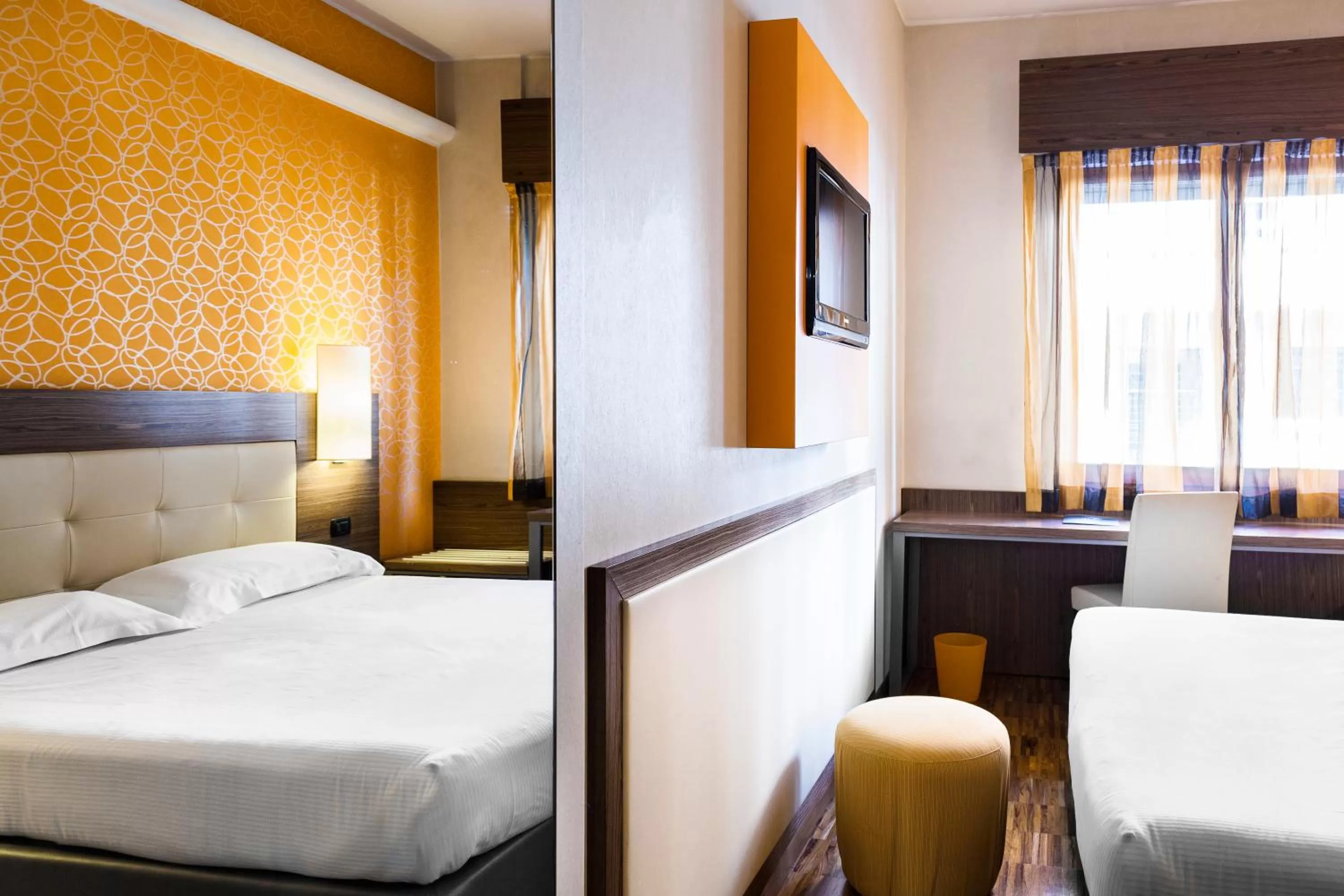 Bed in Hotel Des Etrangers