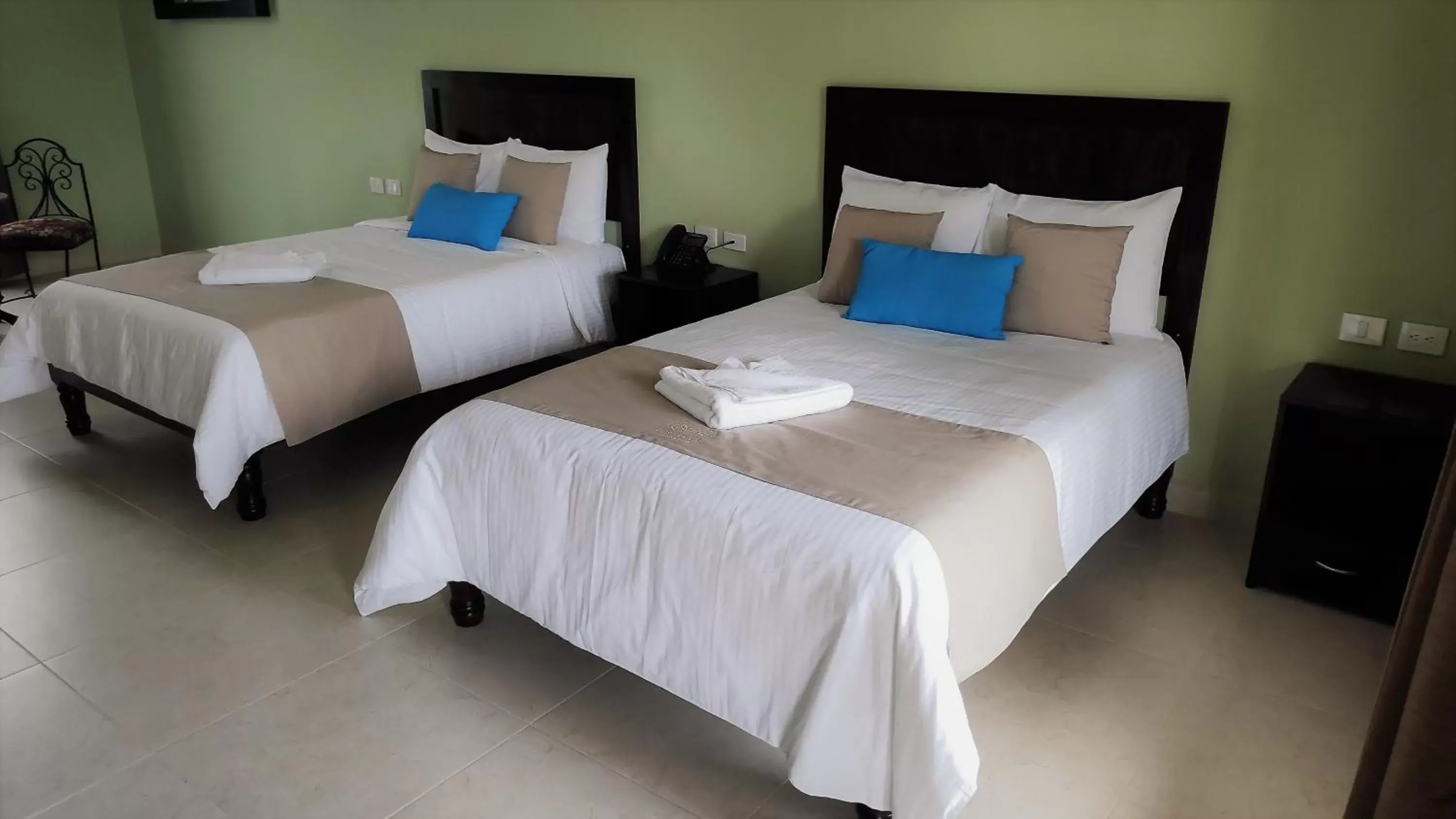 Bedroom, Bed in Los Frailes Hotel Boutique