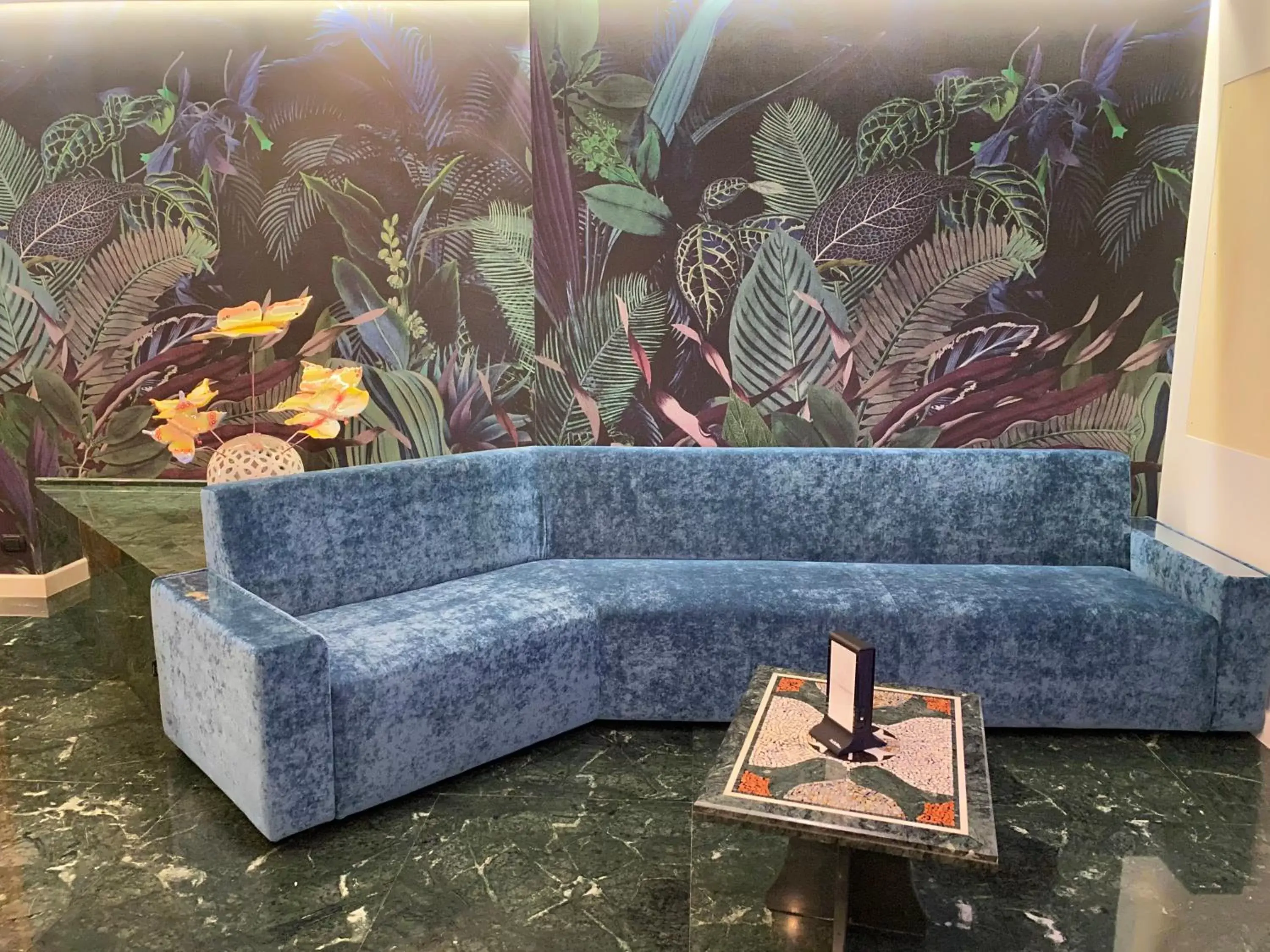 Lobby or reception in Hotel Smeraldo Lobby or reception in Hotel Smeraldo