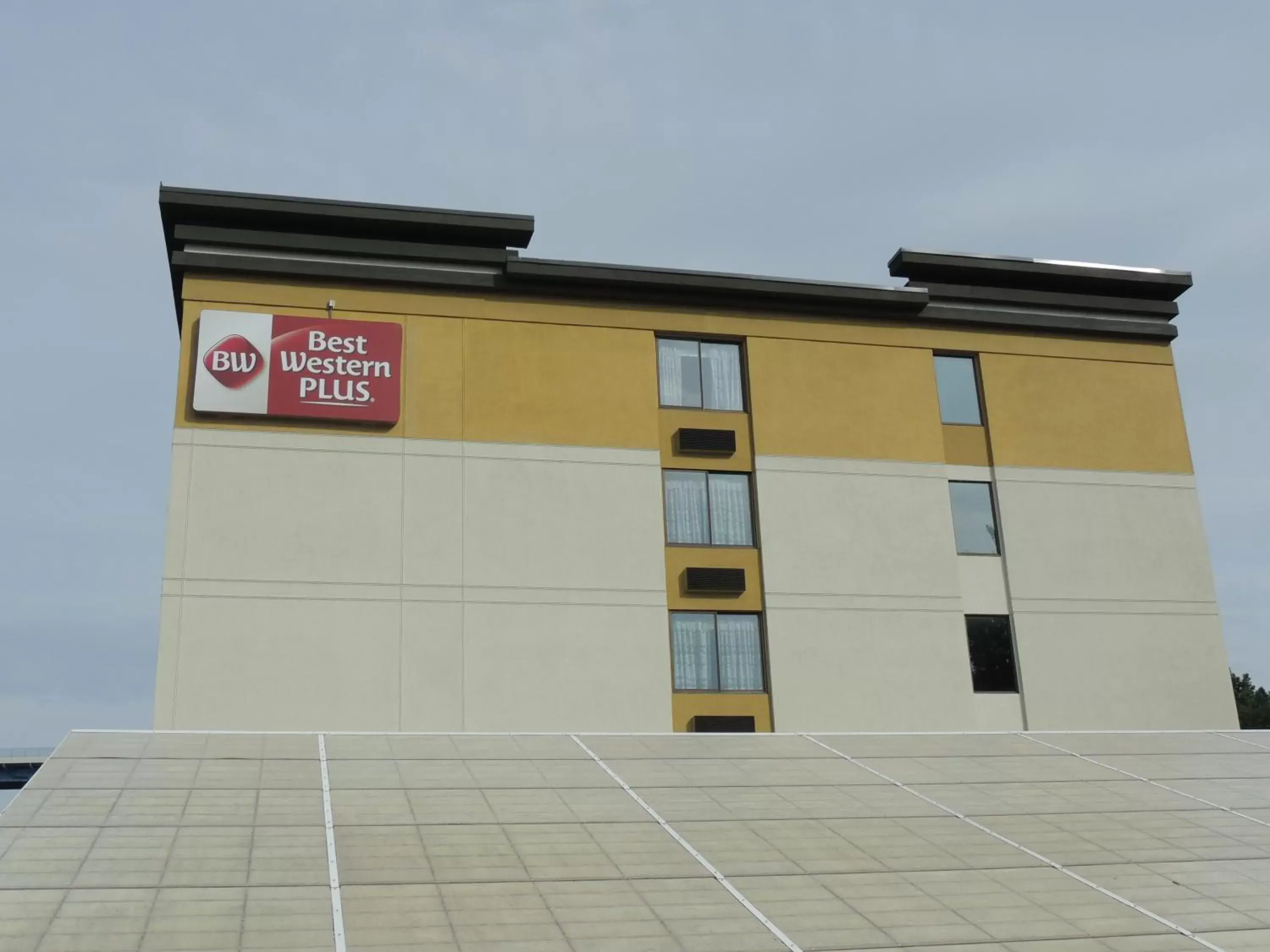 Property logo or sign, Property Building in Best Western Plus Clarks Summit Scranton Hotel