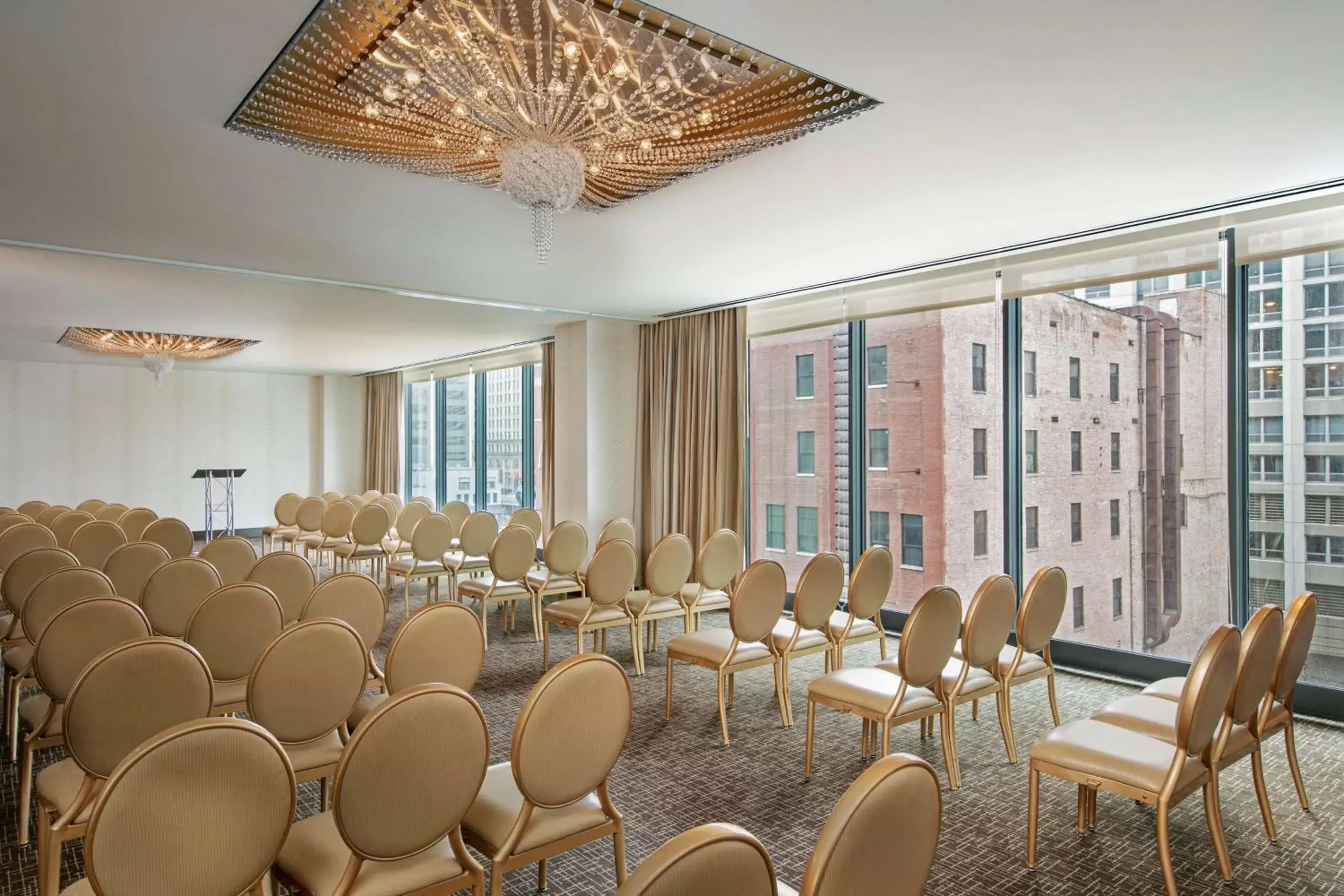 Meeting/conference room in The Royal Sonesta Chicago River North
