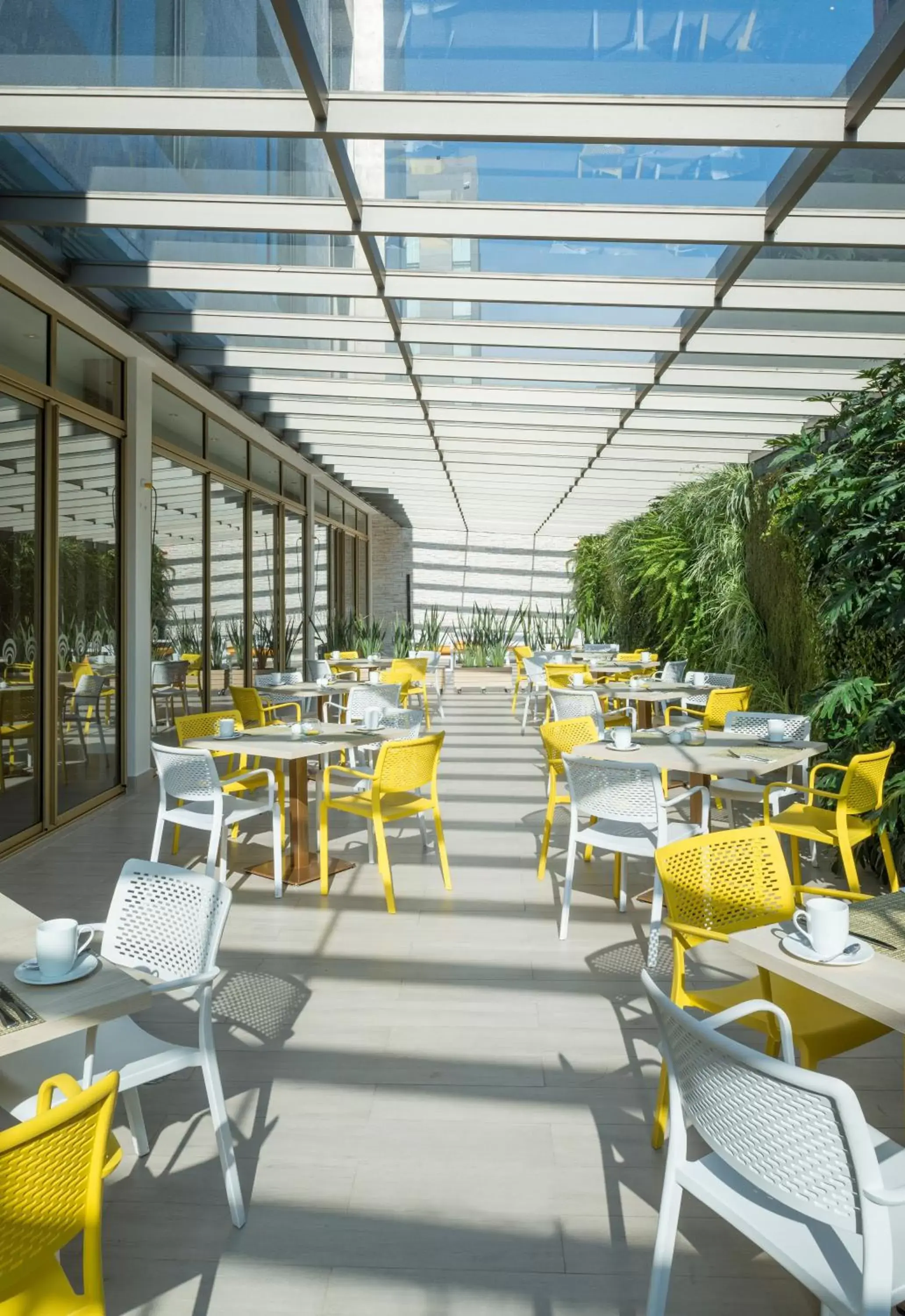 Balcony/Terrace, Restaurant/Places to Eat in Hotel El Dorado Bogota