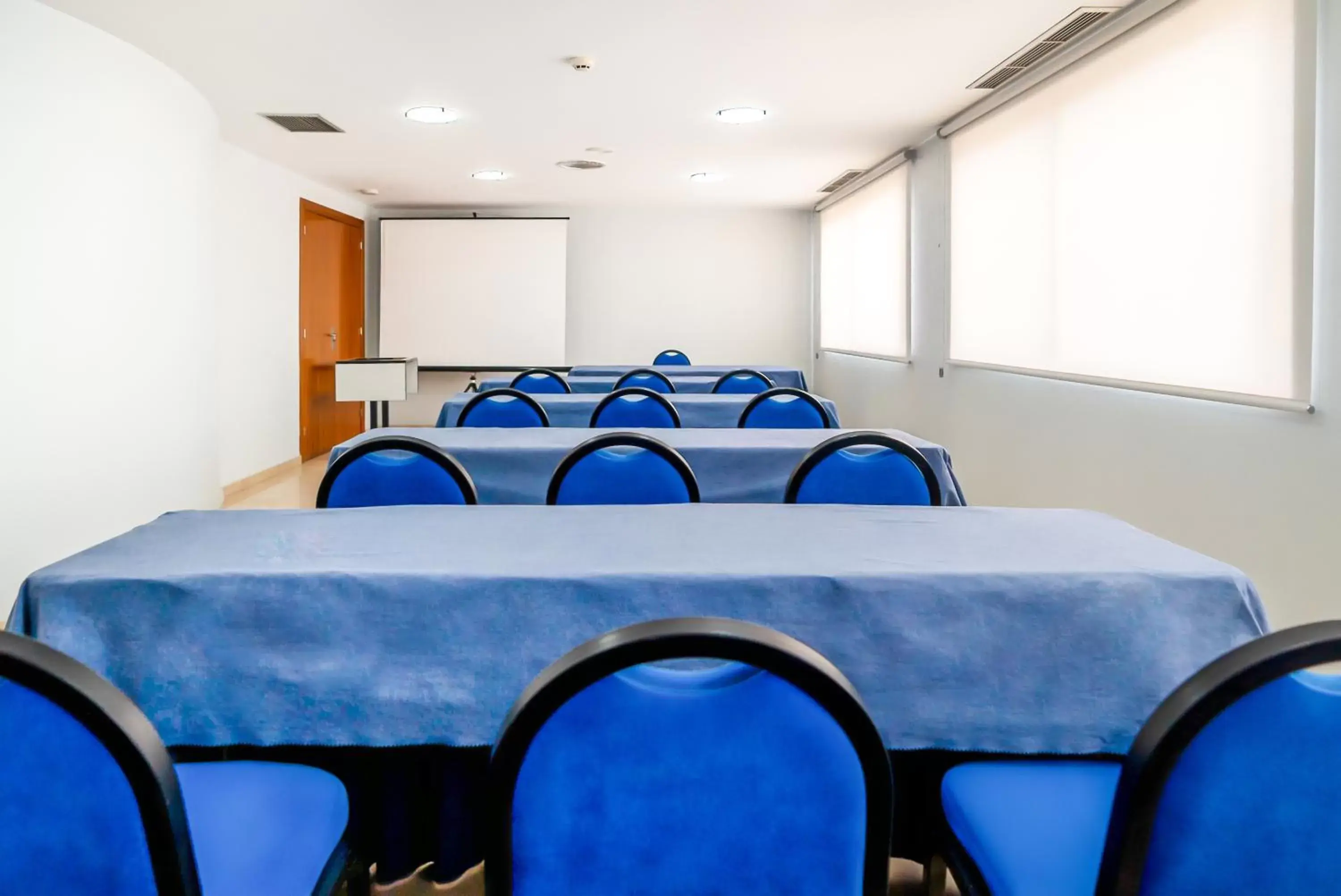 Meeting/conference room in Ponferrada Plaza