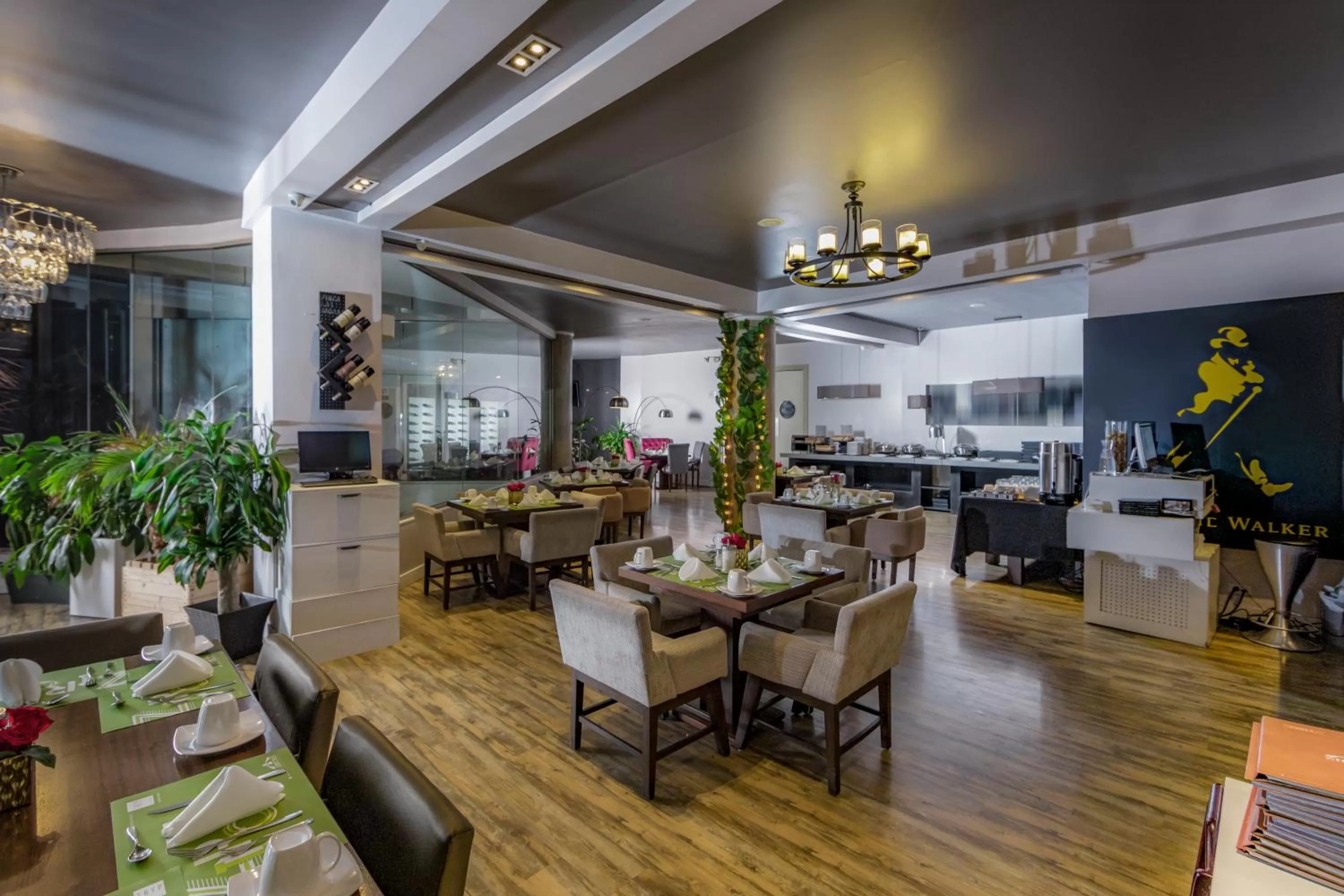 Restaurant/places to eat in TRYP by Wyndham Cuenca Zahir