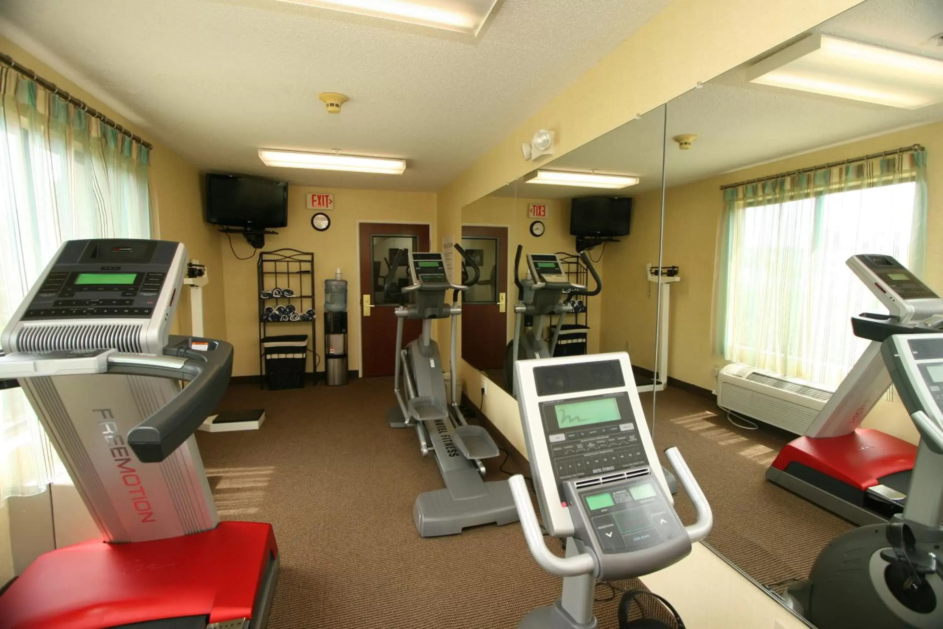 Fitness centre/facilities, Fitness Center/Facilities in Country Inn & Suites by Radisson, Shelby, NC