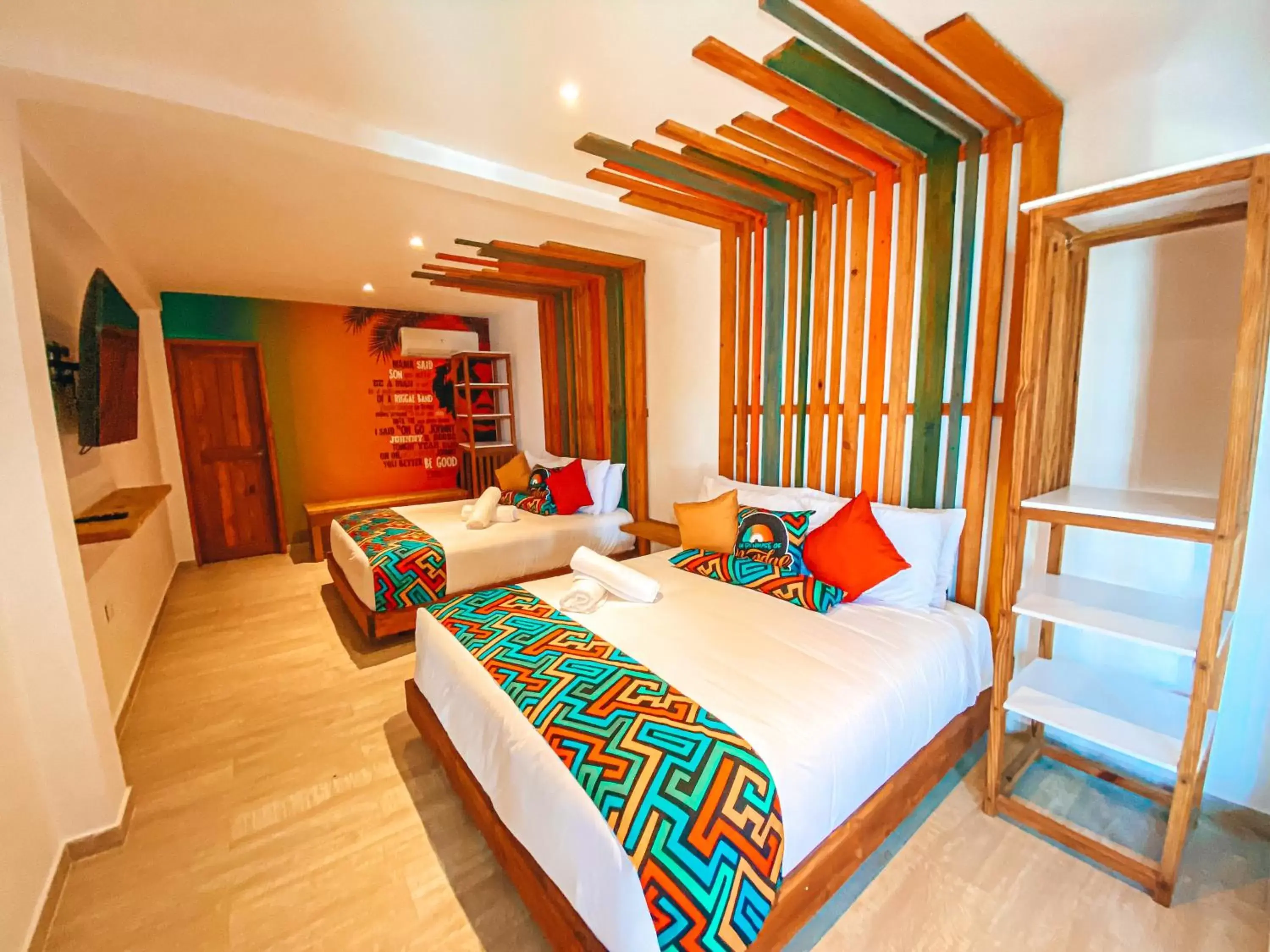 Deluxe Quadruple Room in In Di House of Reggae Boutique Deluxe Quadruple Room in In Di House of Reggae Boutique