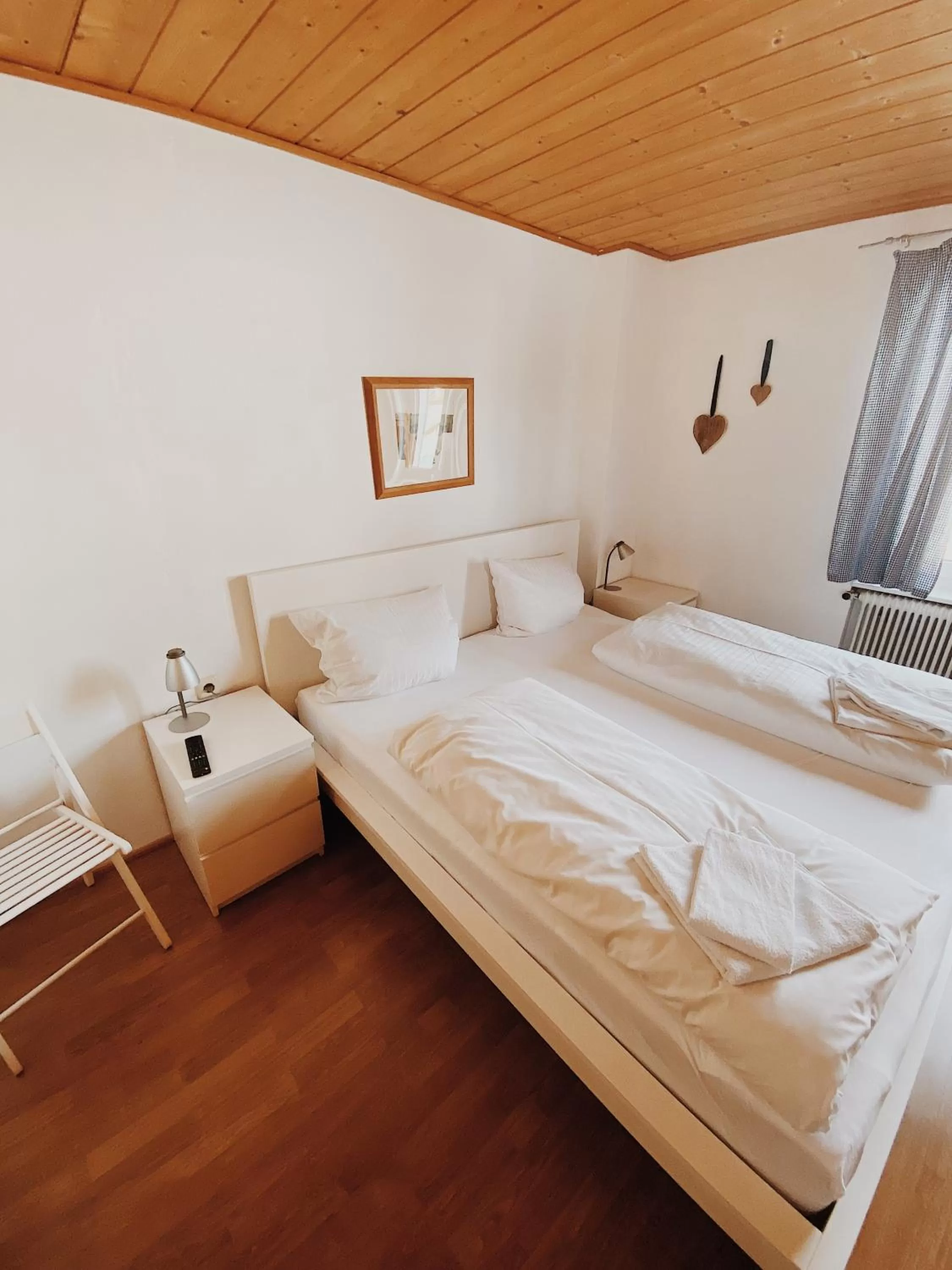 Double Room with Private Bathroom in s´Amagmach