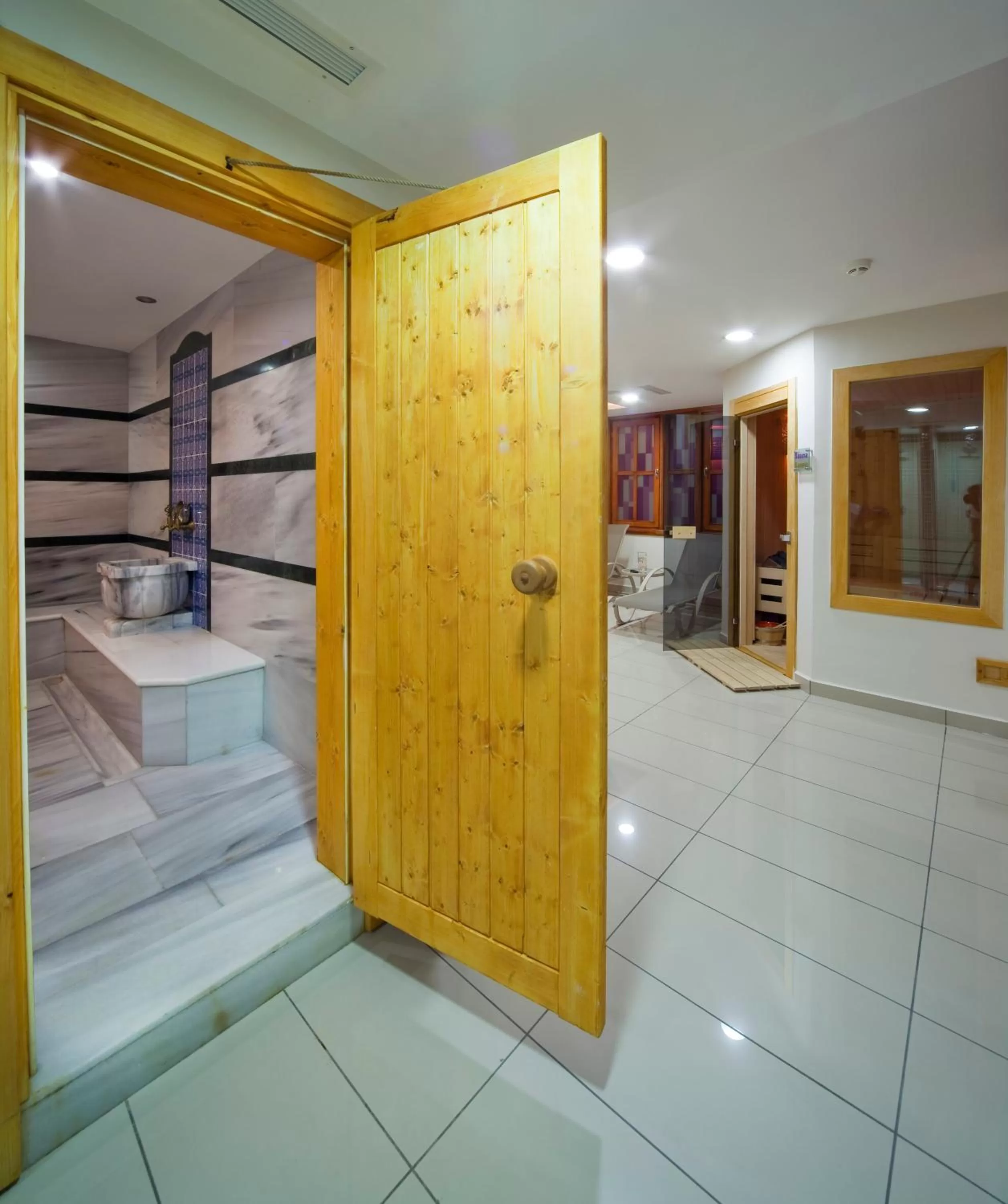 Spa and wellness centre/facilities in GLK PREMIER The Home Suites & Spa