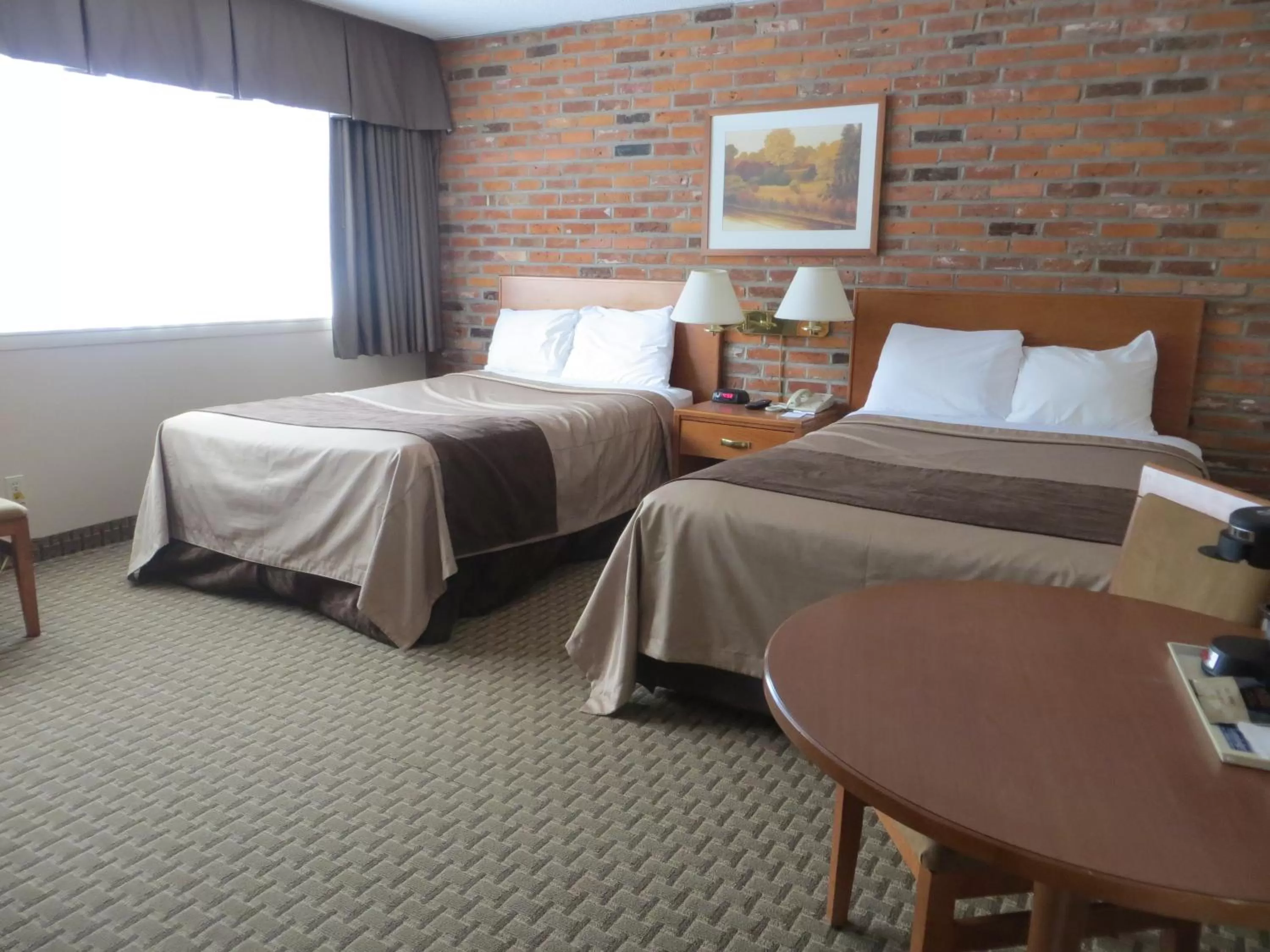 Bed in Travelodge by Wyndham Thunder Bay ON