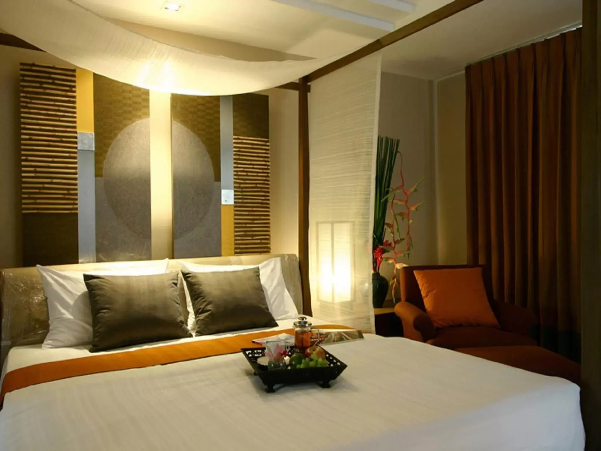 Bed in Rarin Jinda Wellness Spa Resort