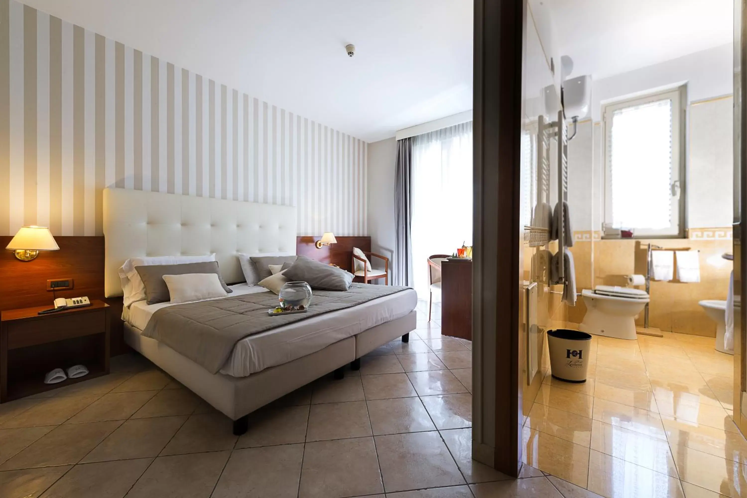 Twin Room in Hotel Leonessa Twin Room in Hotel Leonessa