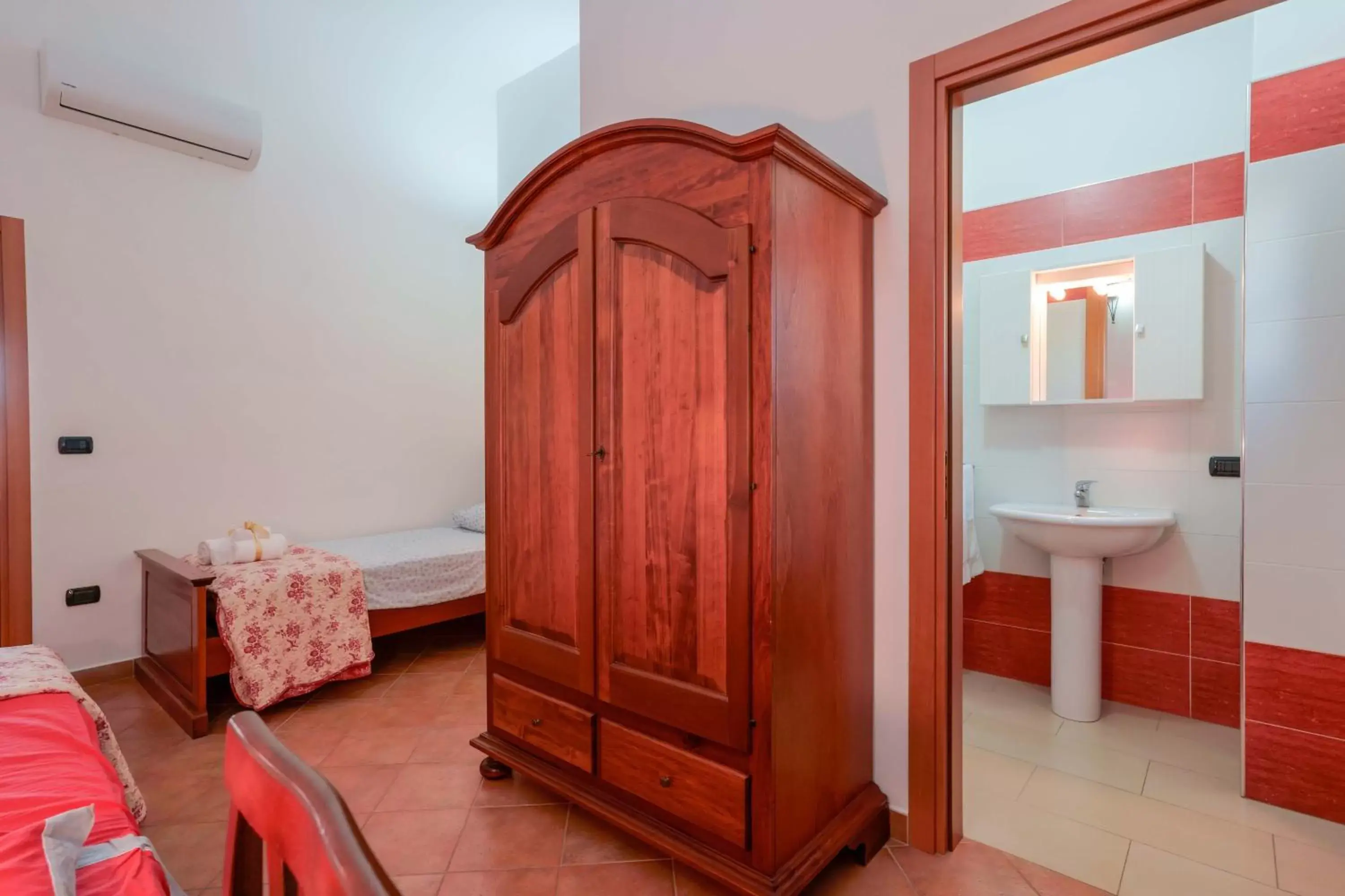 Bedroom, Bathroom in Bed and Breakfast Cairoli Exclusive Room