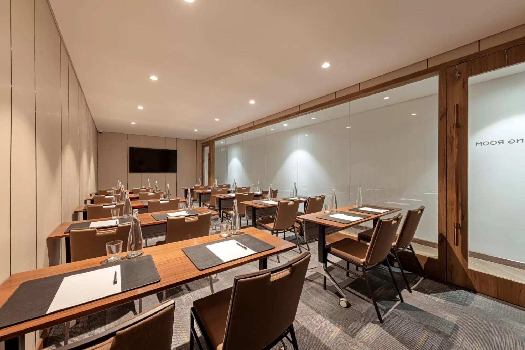 Restaurant/places to eat in La Siesta Classic Hang Thung