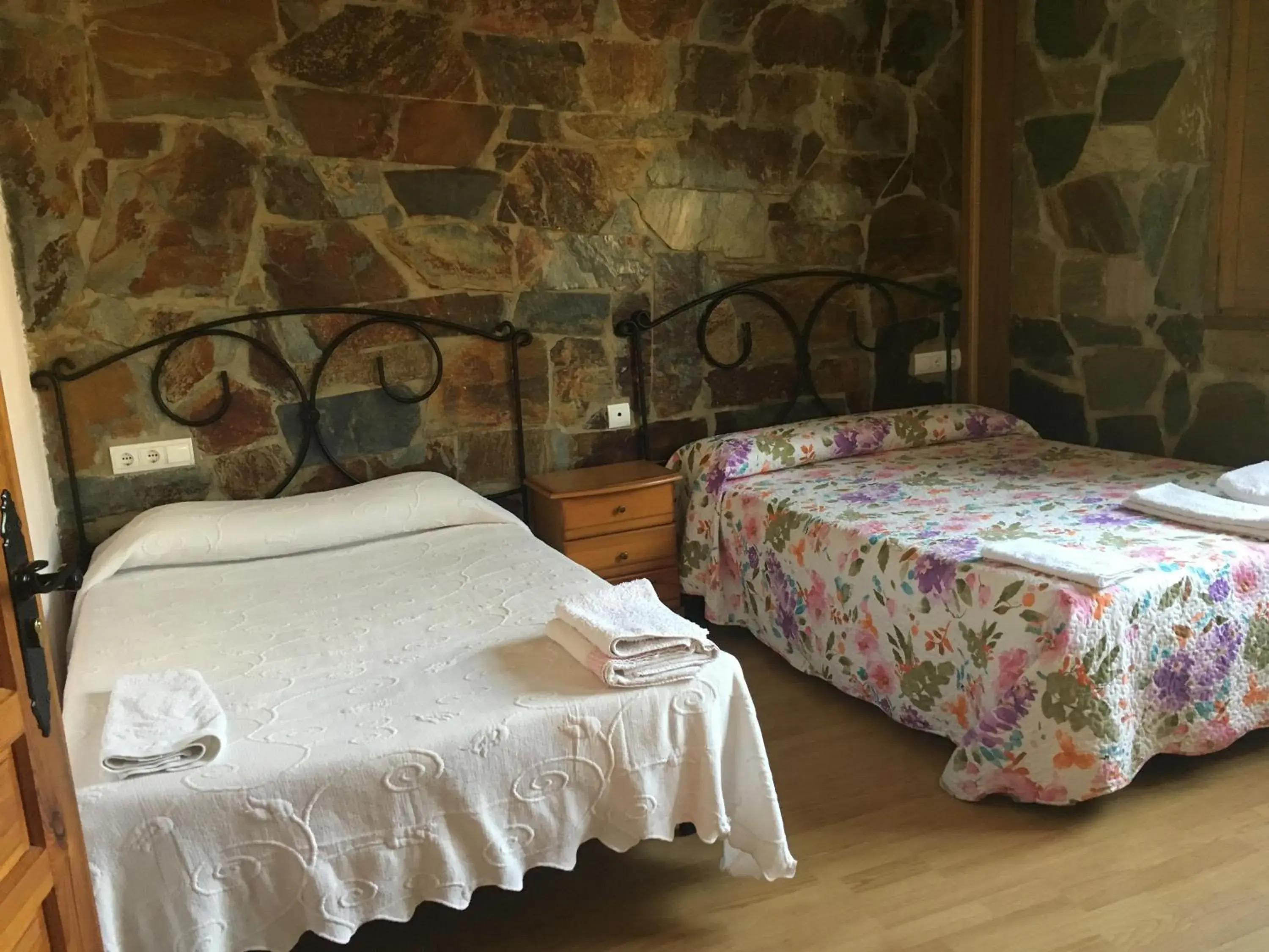 Bed in Hotel Rural Camino Medulas