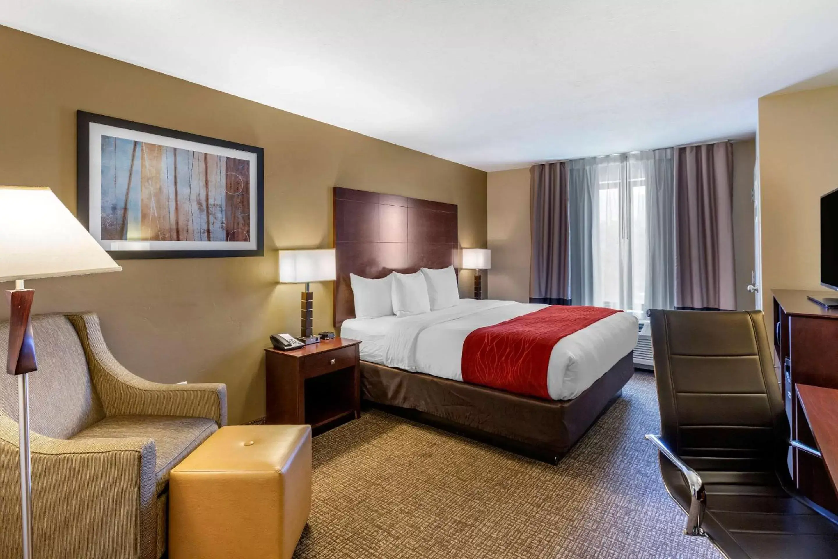 Photo of the whole room in Comfort Inn & Suites Tooele-Salt Lake City