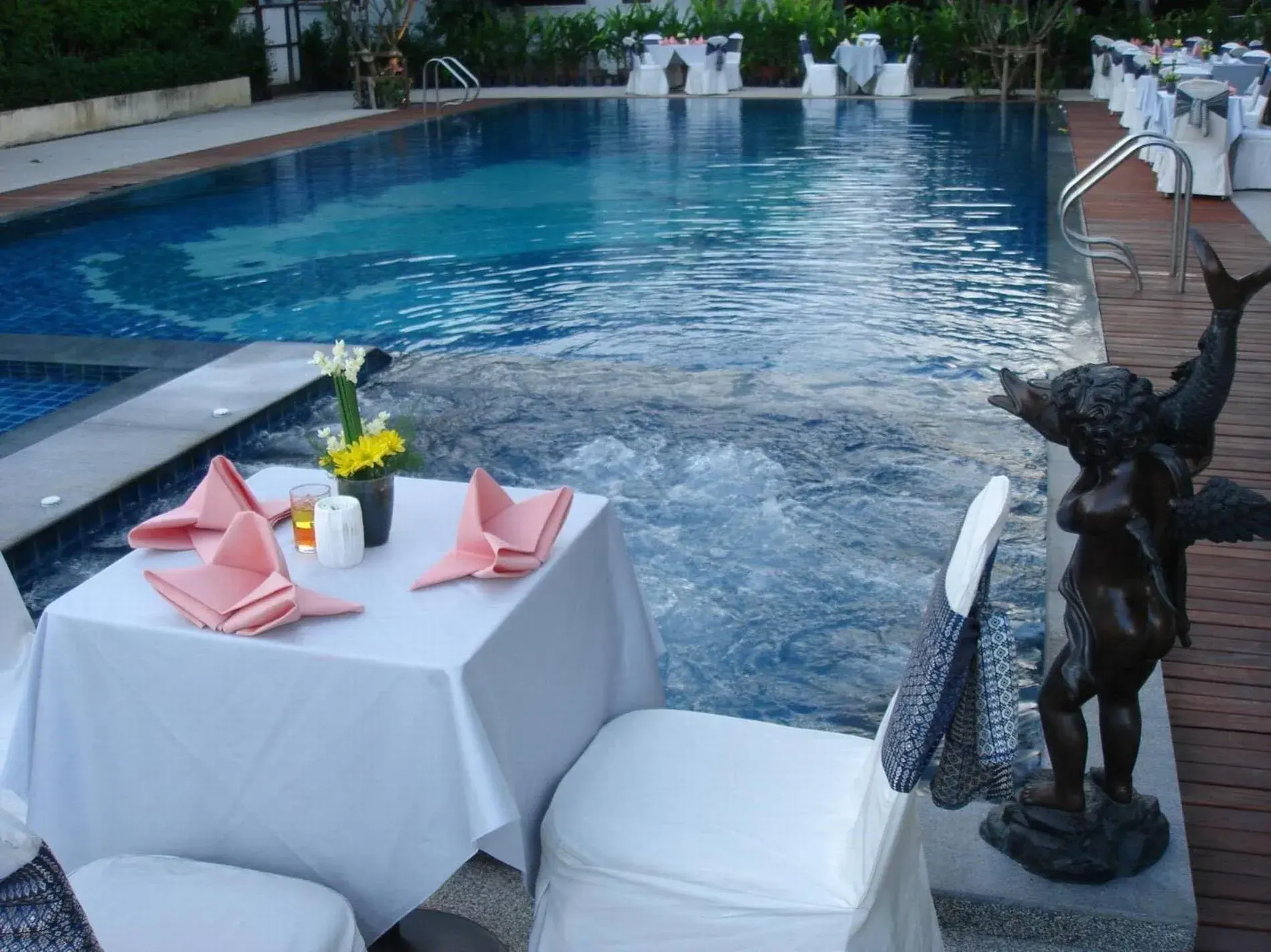 Restaurant/places to eat in River Kwai Hotel Restaurant/places to eat in River Kwai Hotel