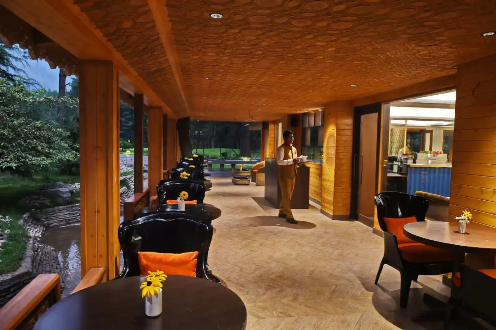 Coffee/tea facilities in Radisson Golf Resort Pahalgam