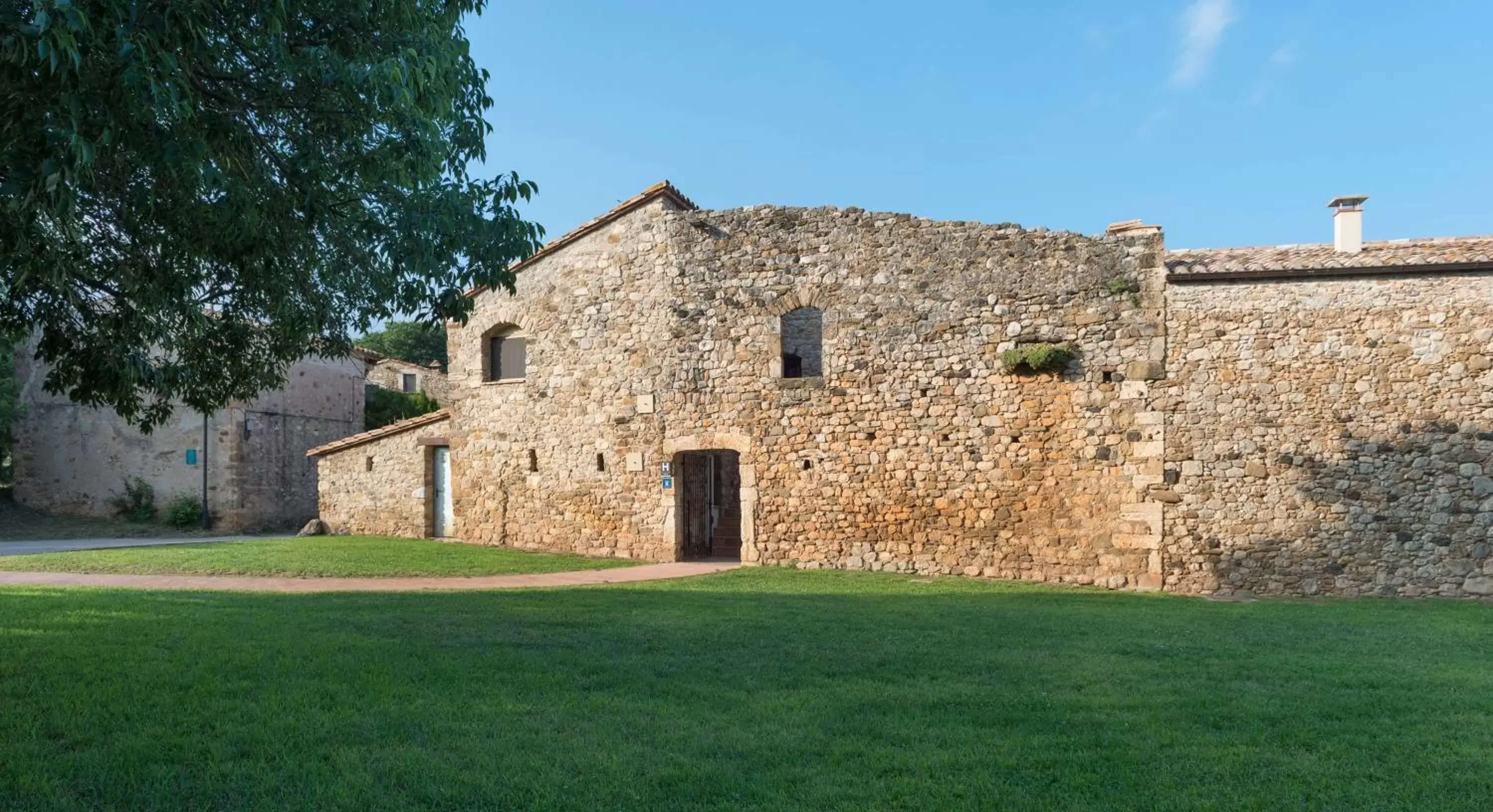 Garden, Property Building in Mas Pere Pau