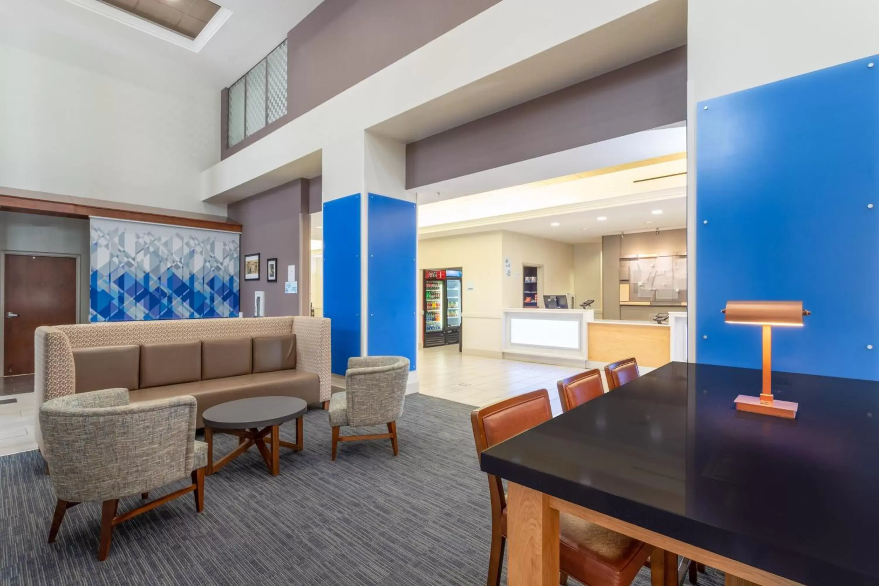 Lobby or reception in Holiday Inn Express Crystal River, an IHG Hotel