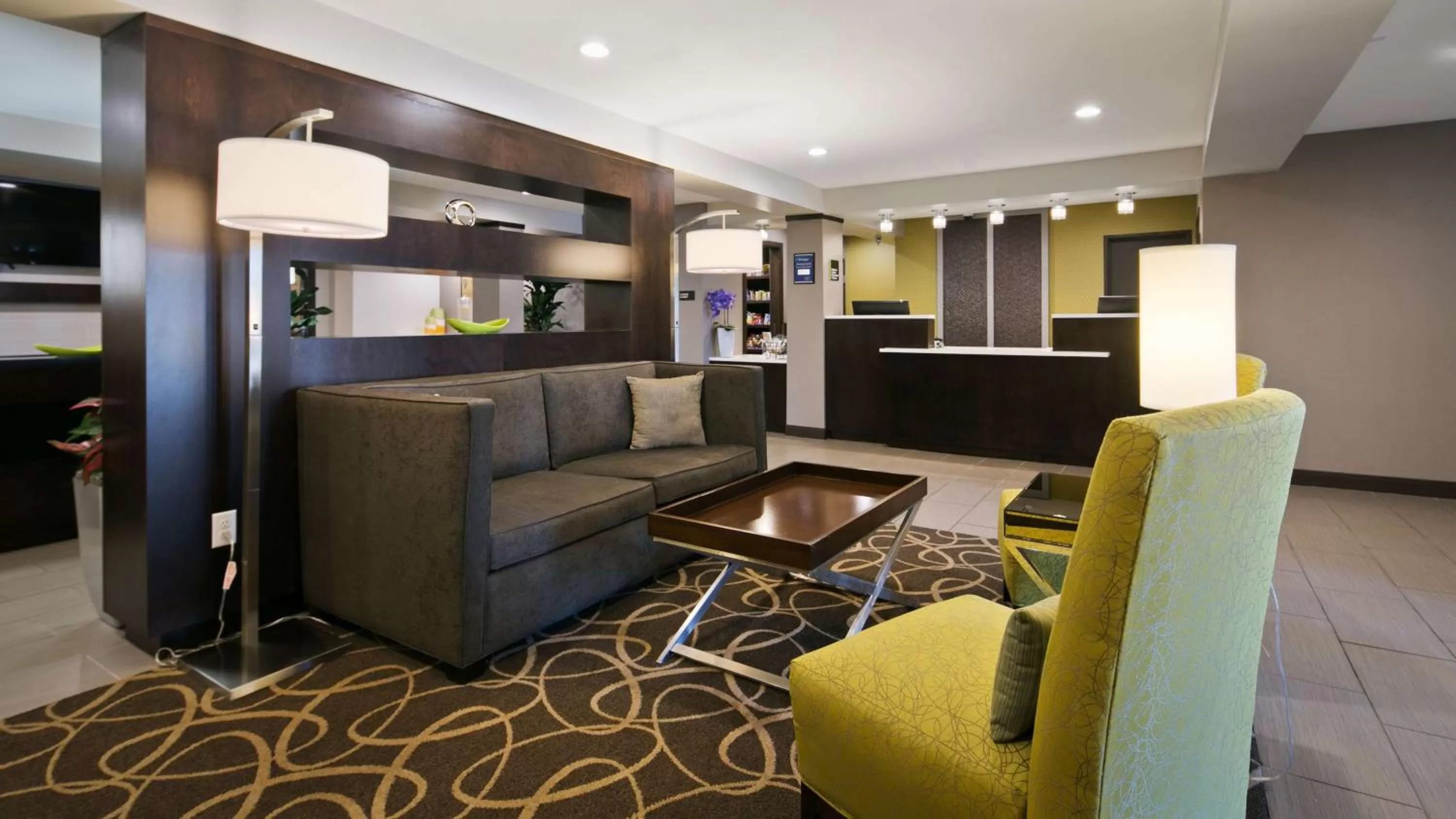 Lobby or reception in Best Western Harvest Inn & Suites
