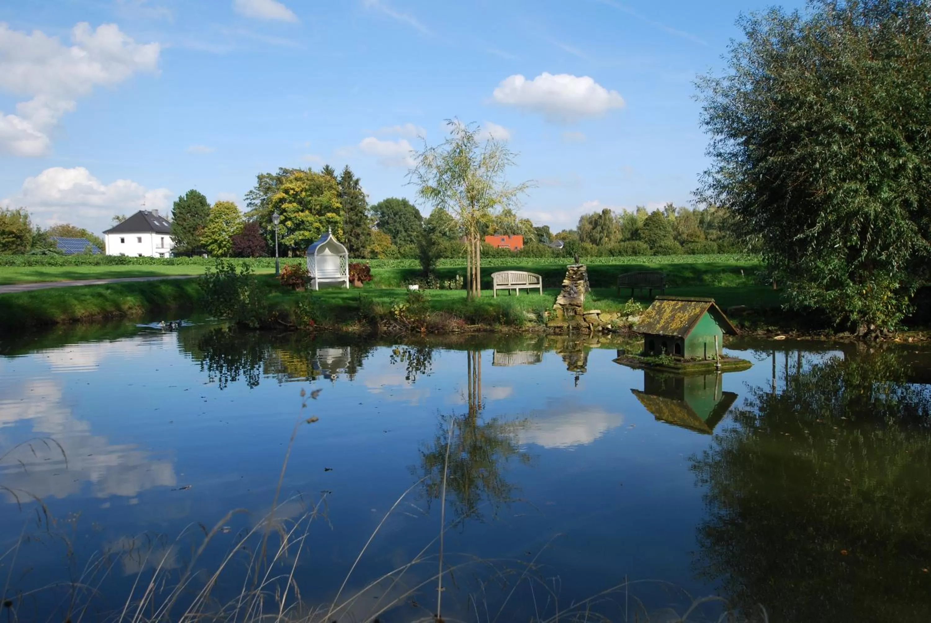 Lake view in Gut Kump Gastronomie und Hotel