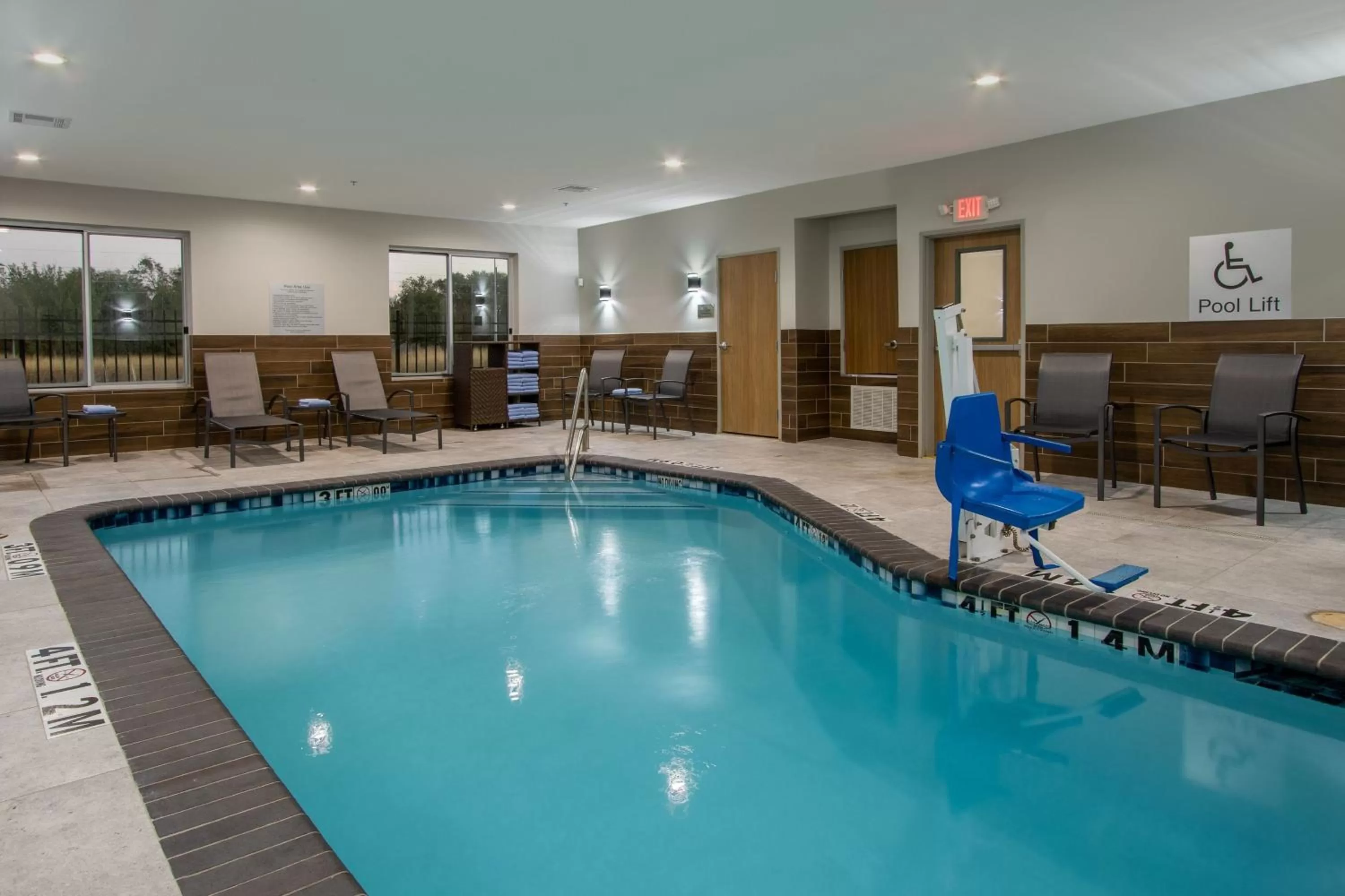 Swimming pool in Fairfield Inn & Suites Houston Katy