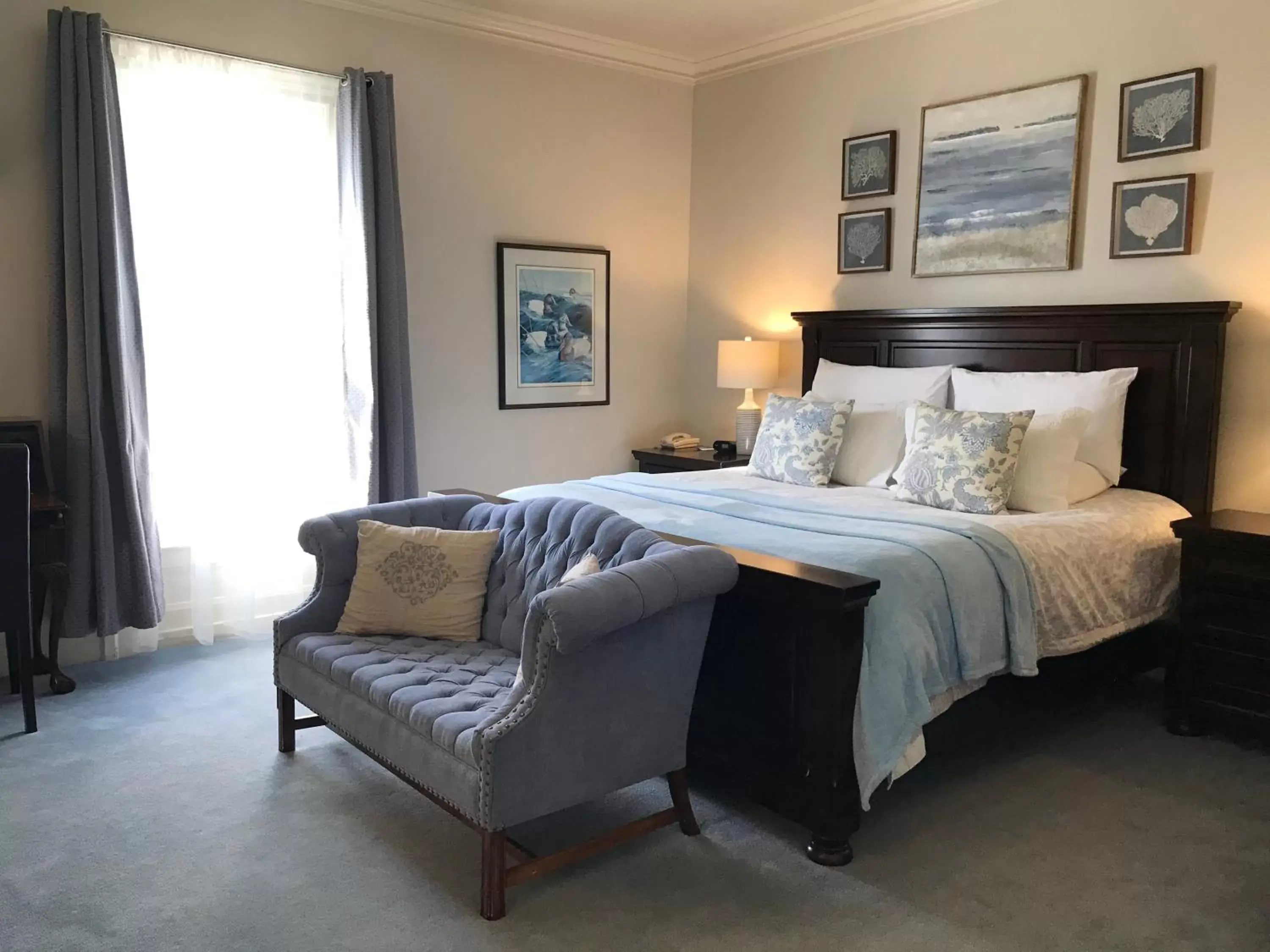 Bedroom, Bed in Tattingstone Inn